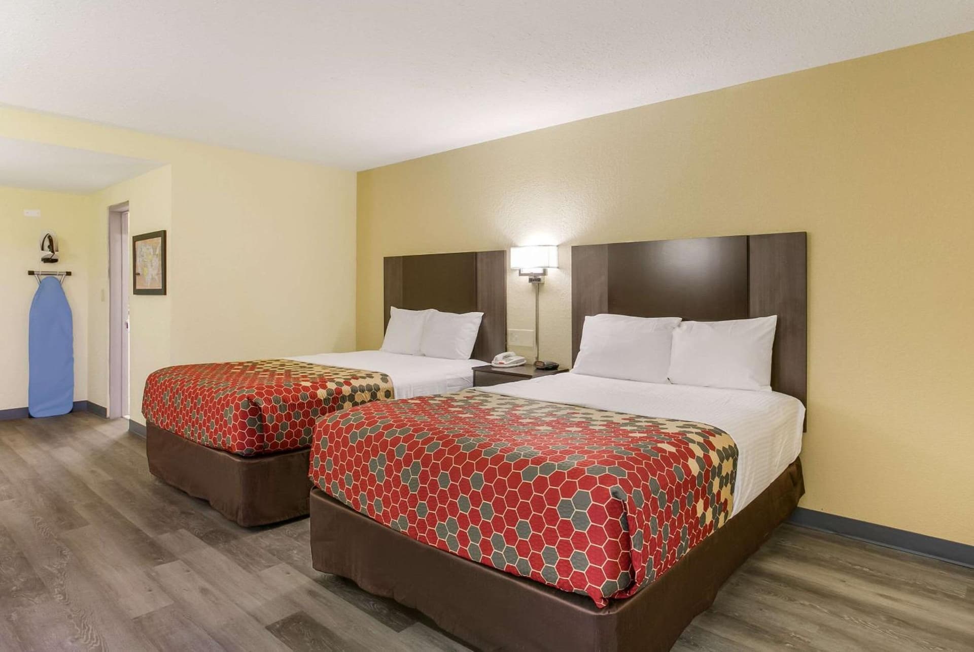 Inn at York gallery photo in York, PA — image 31