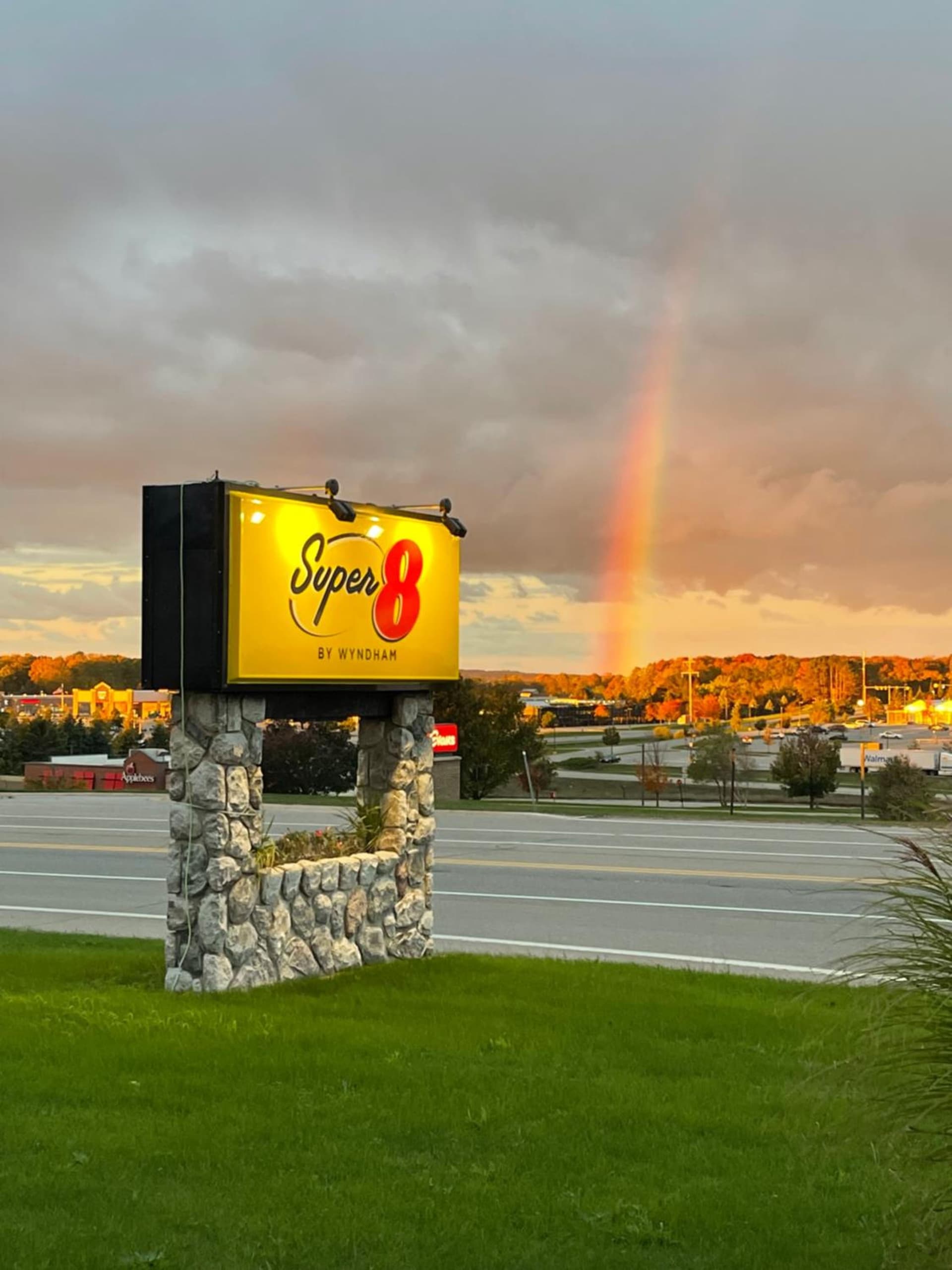 Super 8 by Wyndham Petoskey property views in Petoskey, MI — gallery photo 3
