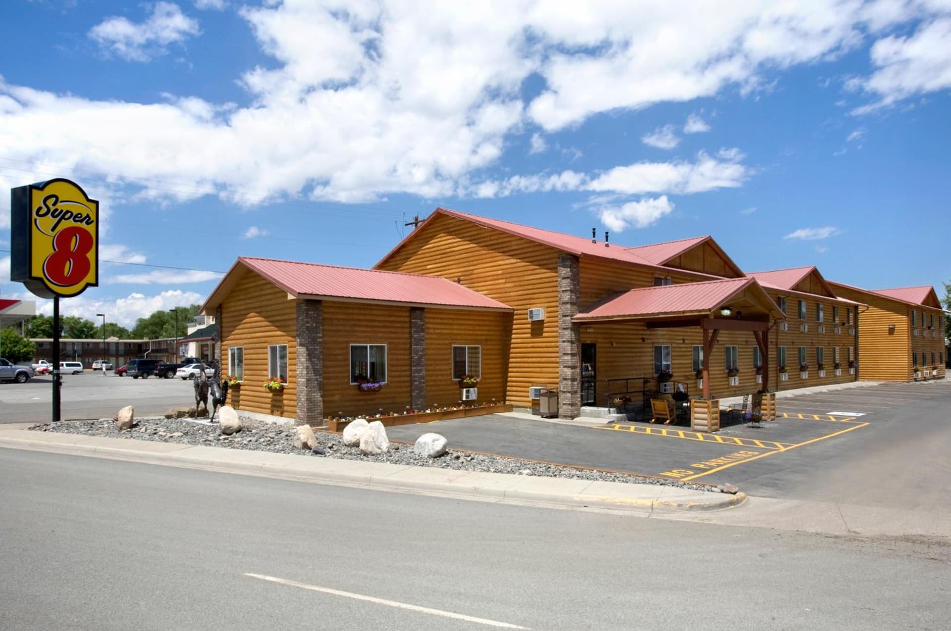Super 8 by Wyndham Powell property views in Powell, WY — gallery photo 3