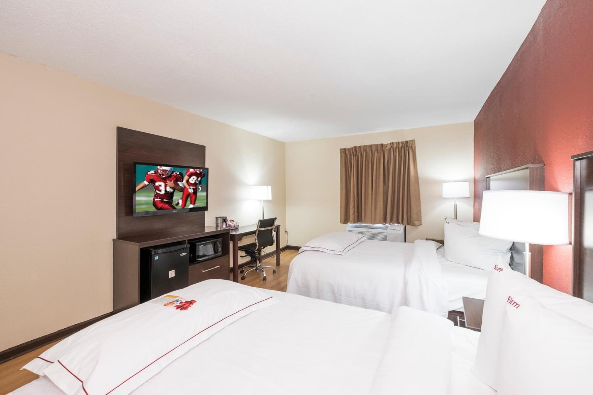 Red Roof Inn PLUS+ & Suites Opelika gallery photo in Opelika, AL — image 42
