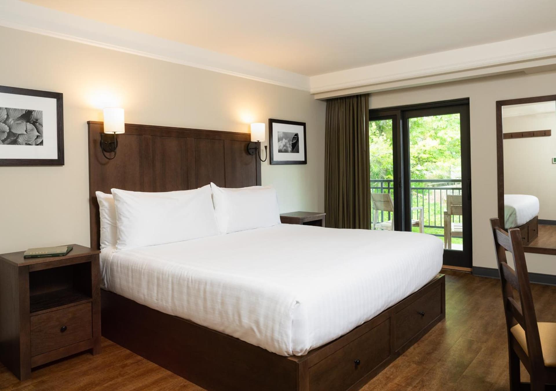 Kanuga Inn & Lodging interior in Hendersonville, NC — gallery photo 2