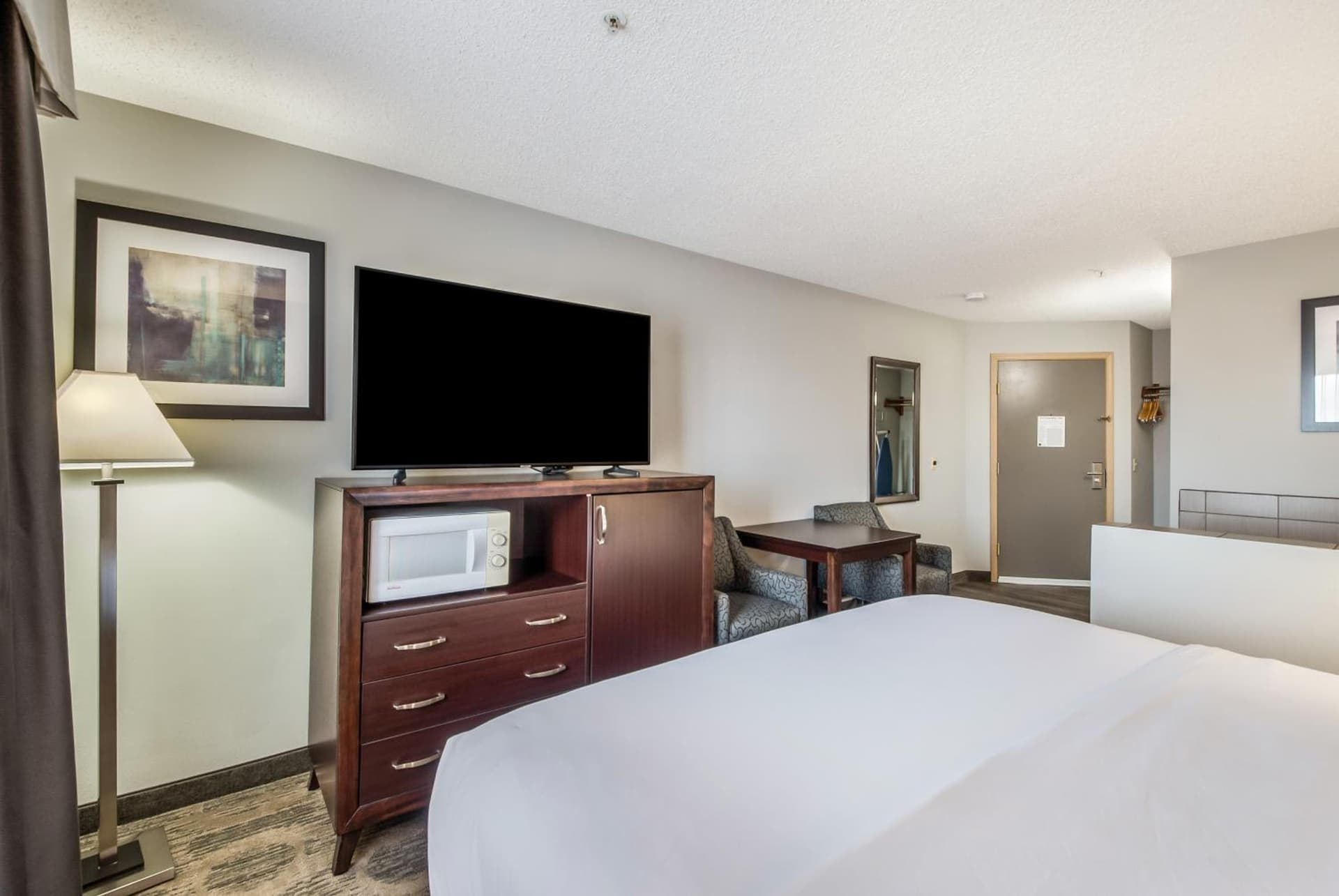 Red Lion Inn & Suites Sequim at Olympic National Park gallery photo in Sequim, WA — image 21
