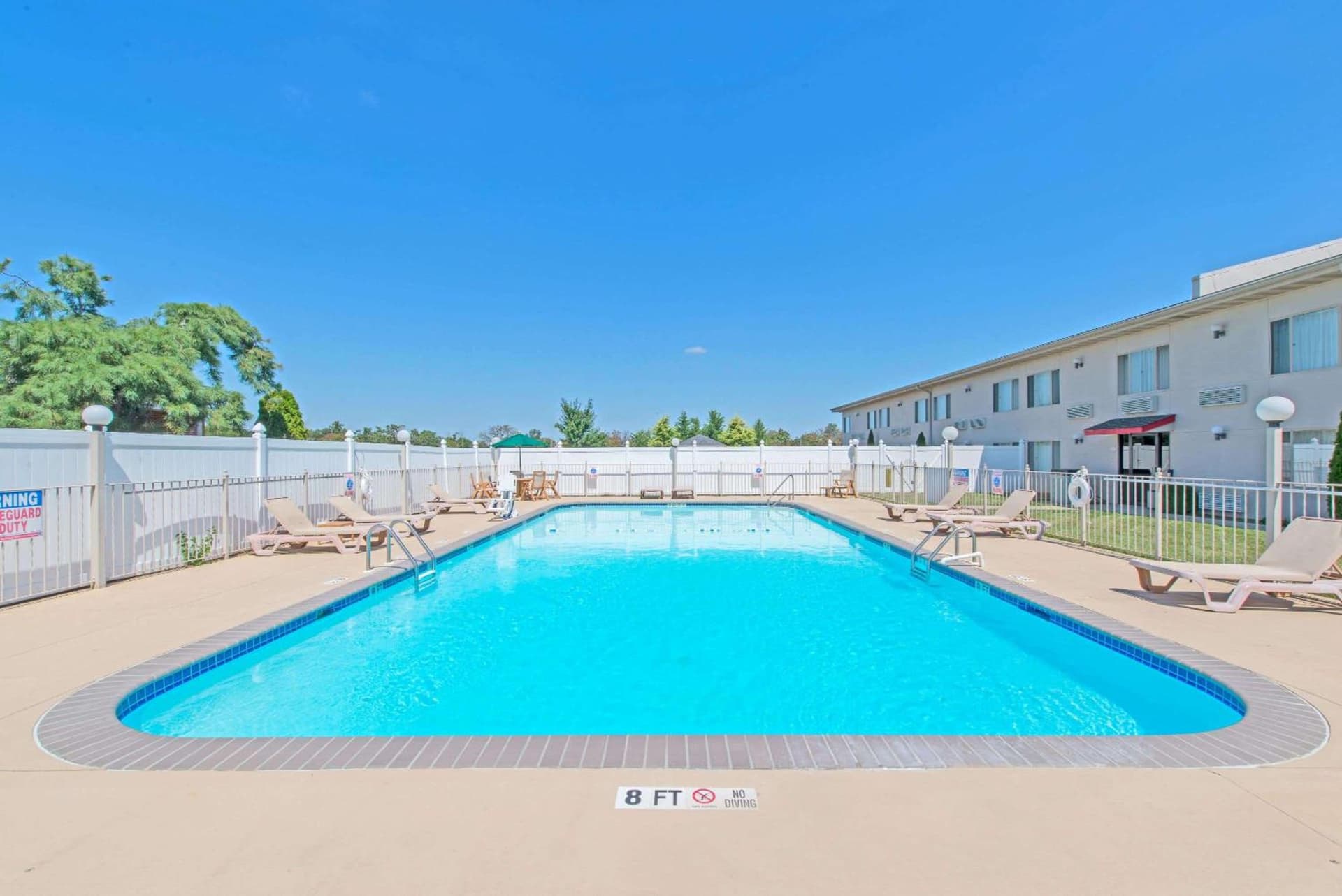 Ramada by Wyndham Vineland Millville Area property views in Vineland, NJ — gallery photo 3