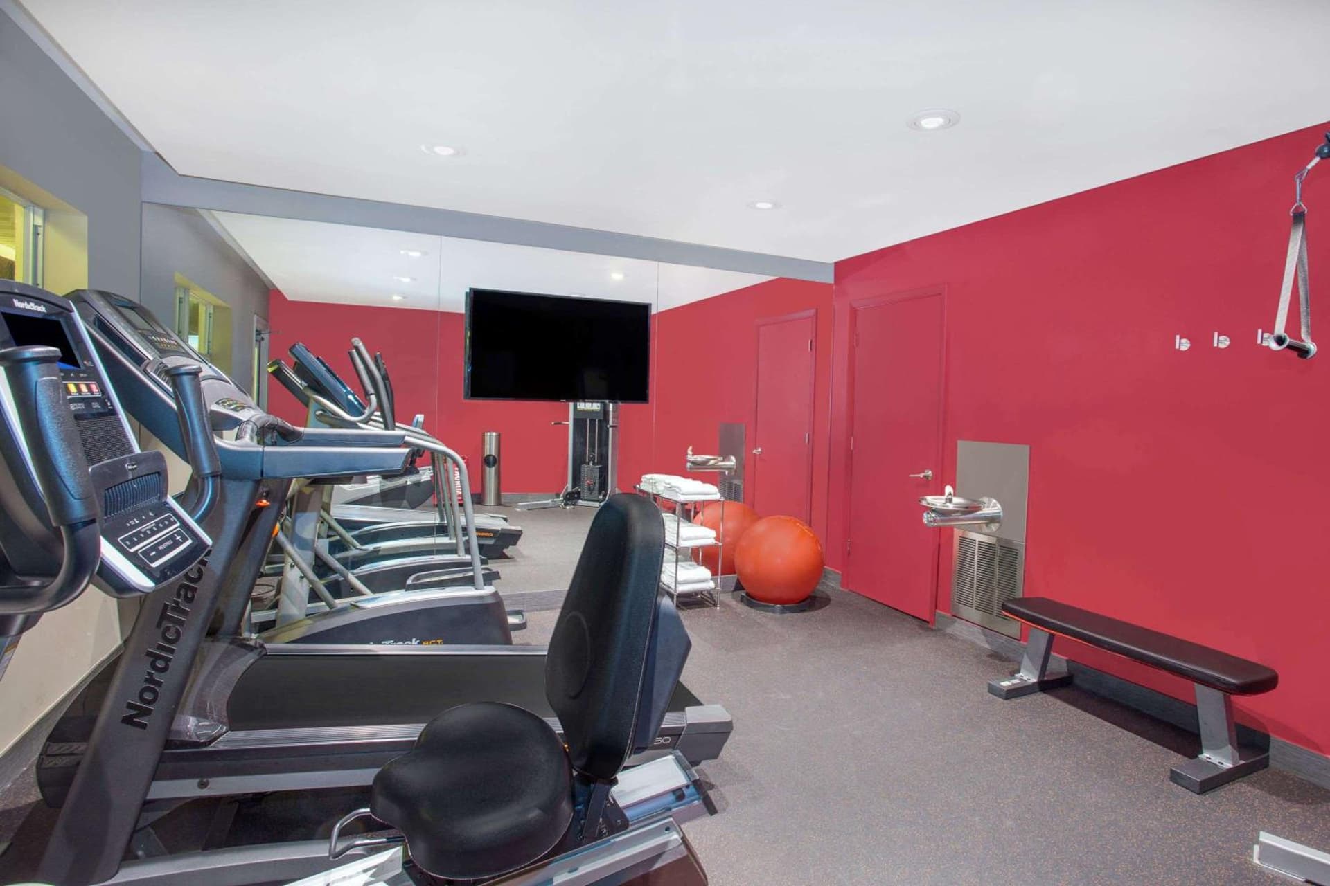 Ramada by Wyndham Miami Springs/Miami International Airport gallery photo in Miami, FL — image 38