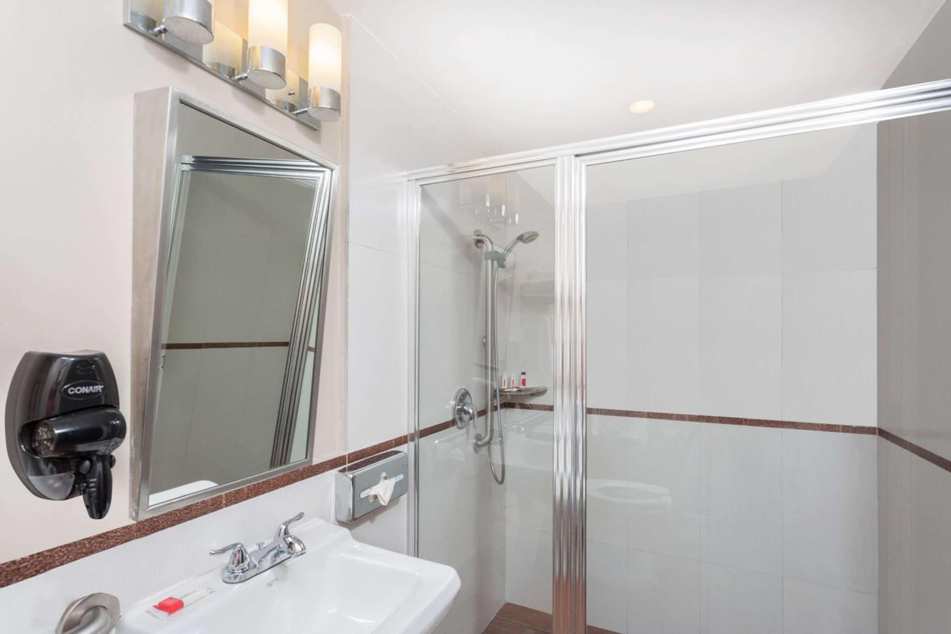 Ramada by Wyndham Miami Springs/Miami International Airport gallery photo in Miami, FL — image 18