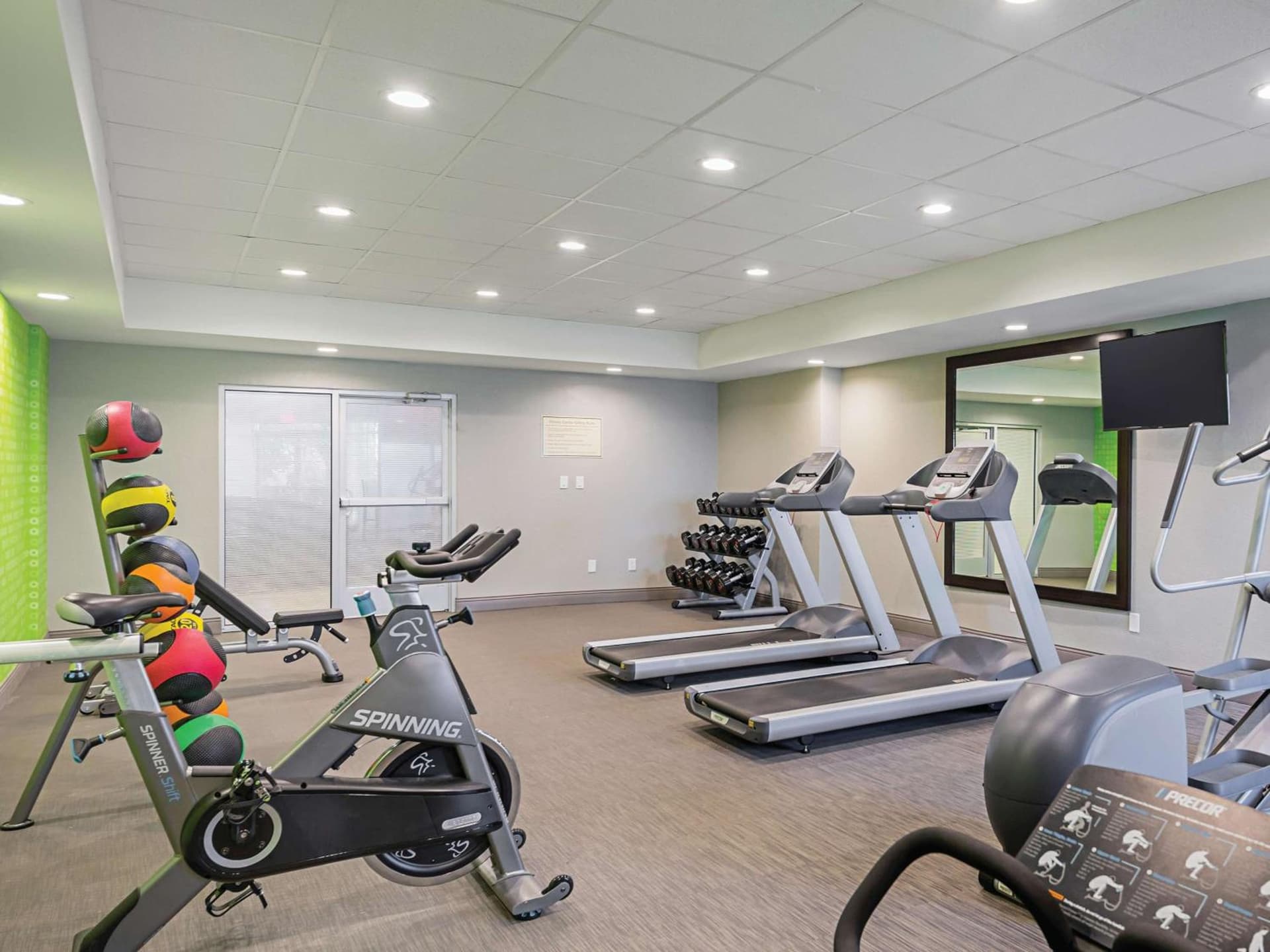 La Quinta by Wyndham Austin Airport gallery photo in Austin, TX — image 19