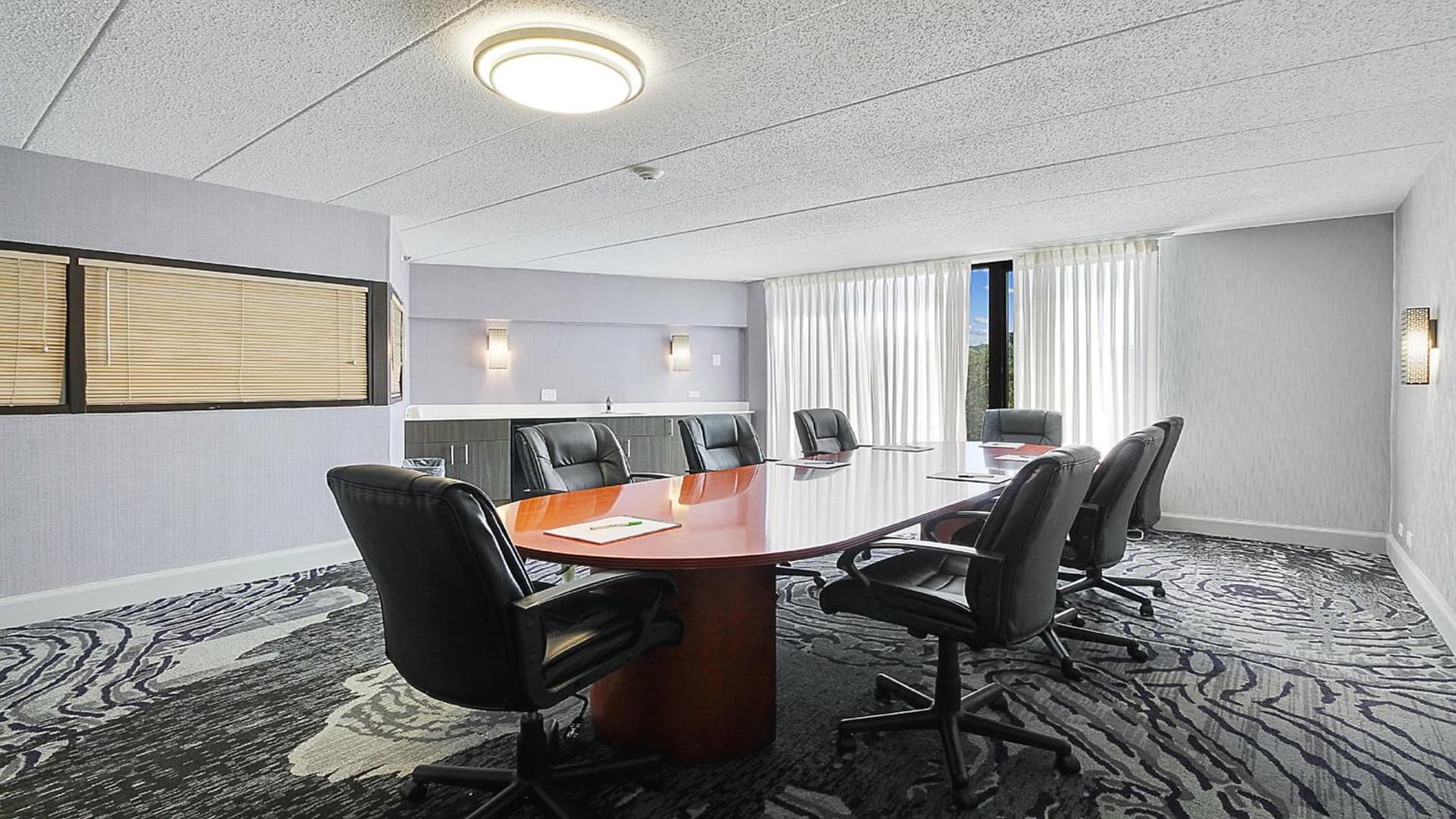 Holiday Inn Chicago Nw Crystal Lk Conv Ctr by IHG gallery photo in Crystal Lake, IL — image 64