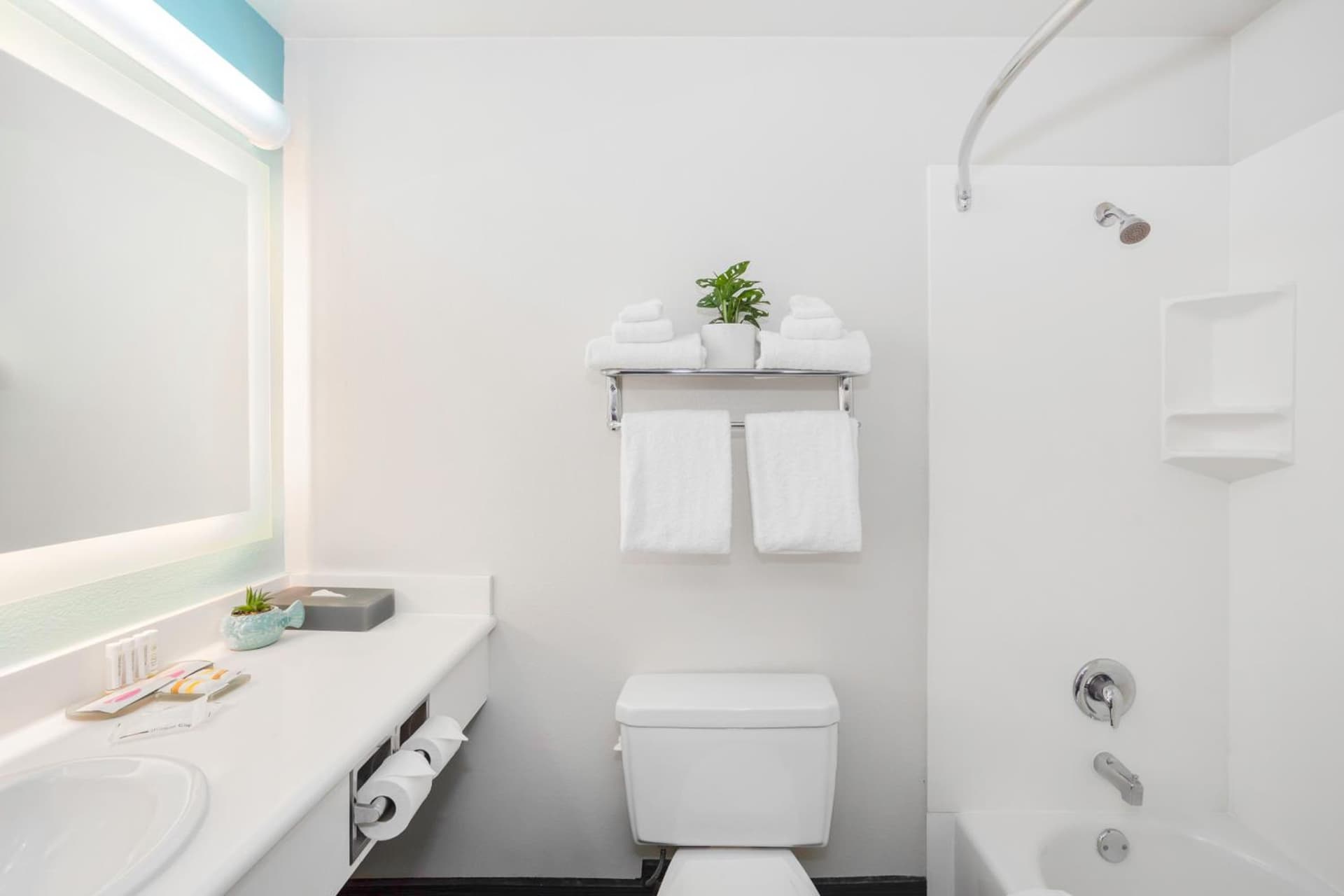 The Hotel Oceanside gallery photo in Oceanside, CA — image 11