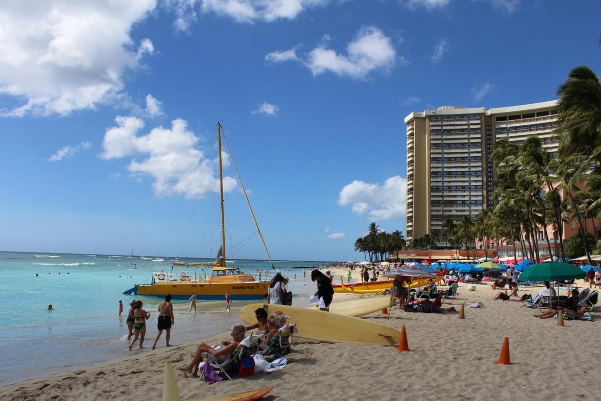 Aloha Suites Waikiki property views in Honolulu, HI — gallery photo 3