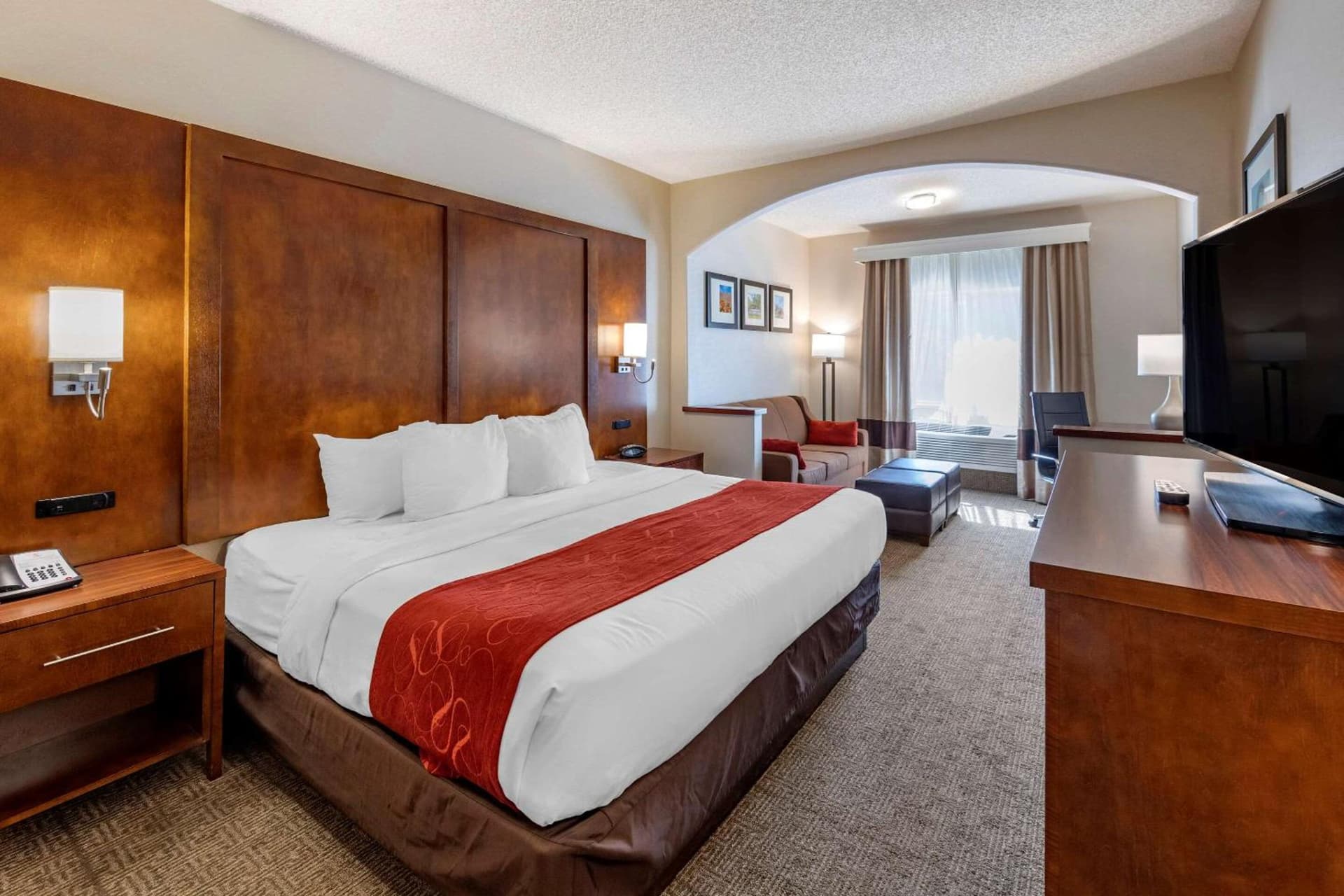 Comfort Suites Near Six Flags Magic Mountain gallery photo in Stevenson Ranch, CA — image 29