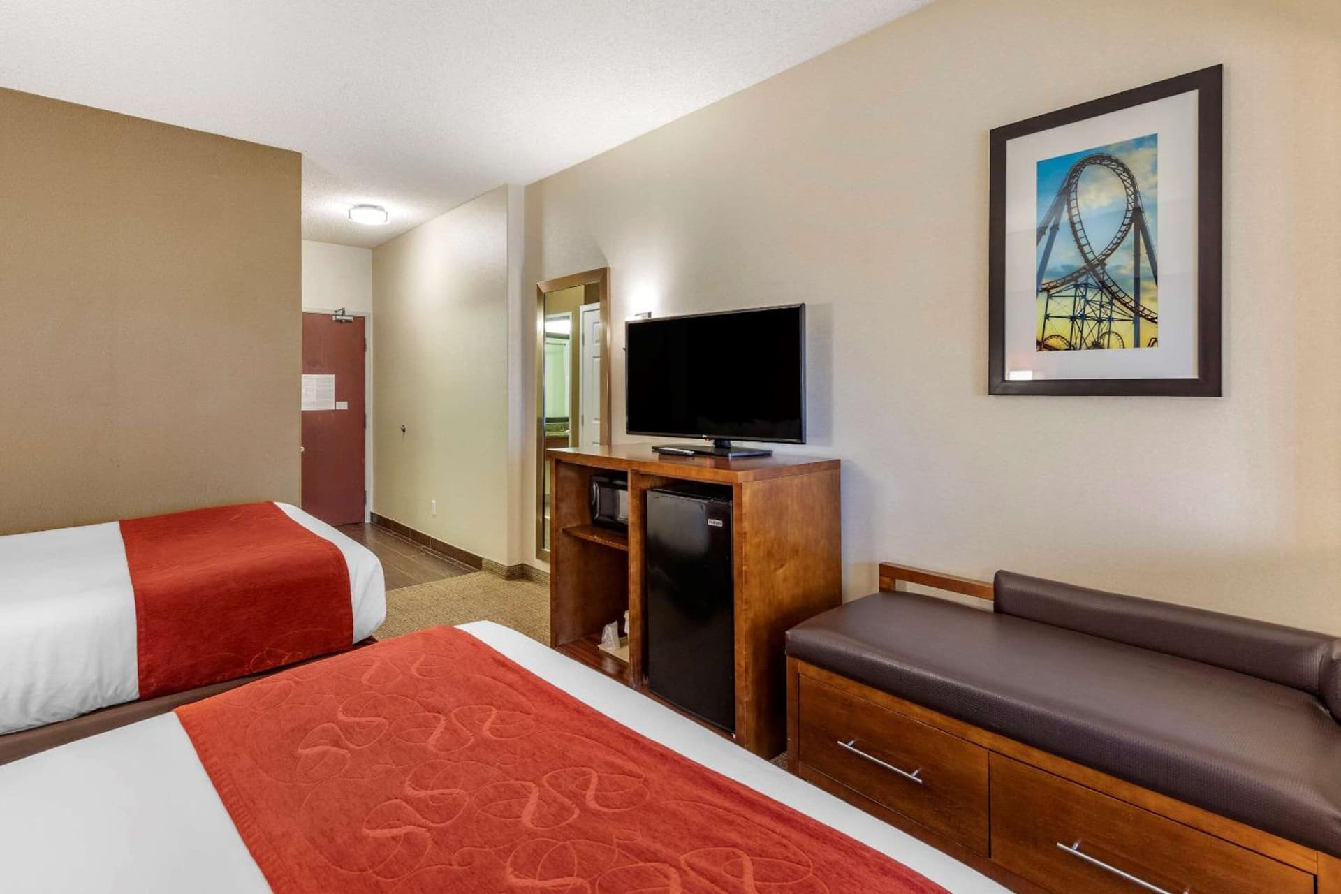 Comfort Suites Near Six Flags Magic Mountain gallery photo in Stevenson Ranch, CA — image 20