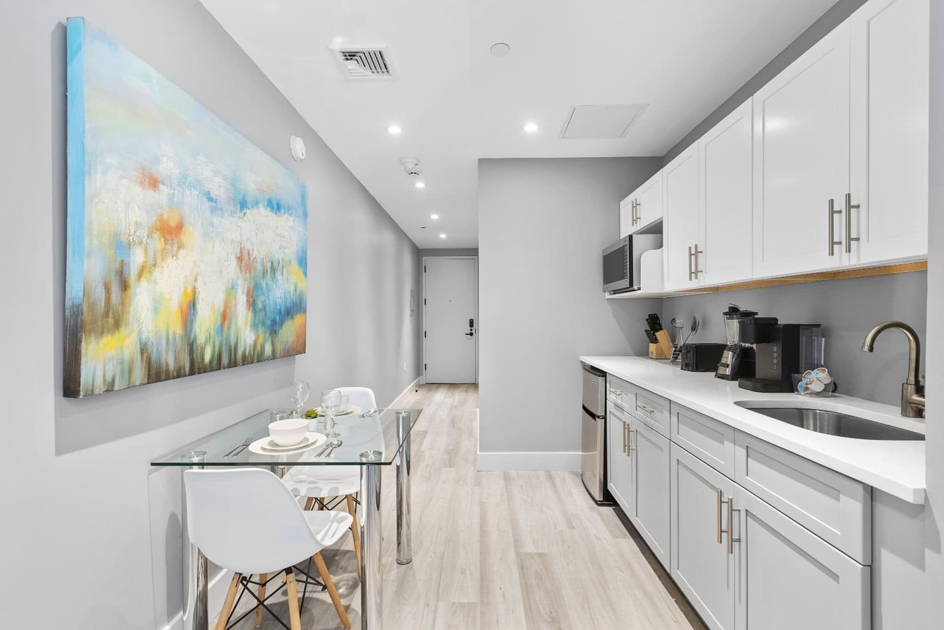Global Luxury Suites at The Arches gallery photo in Bronx, NY — image 19