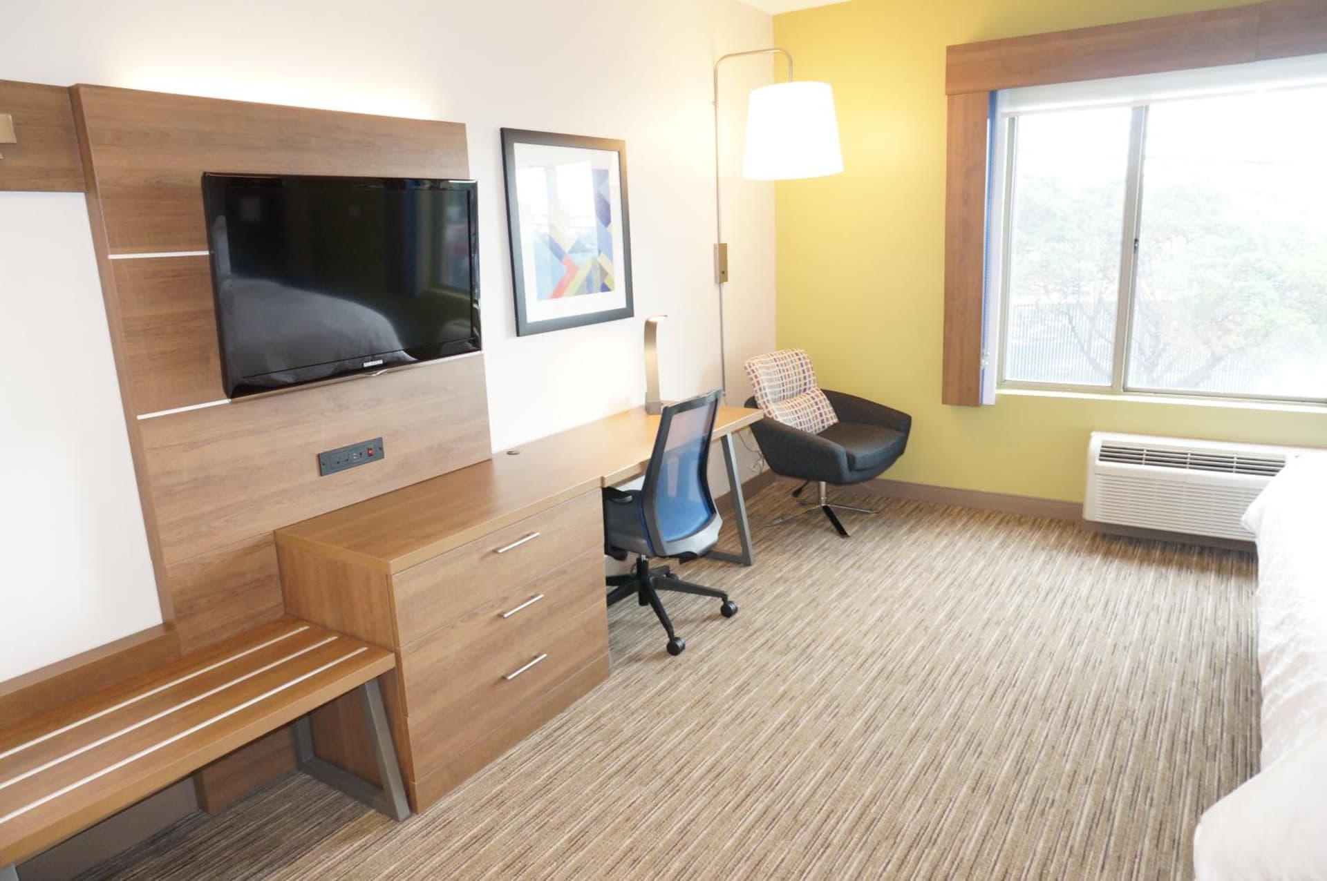 Holiday Inn Express Fremont - Milpitas Central by IHG gallery photo in Fremont, CA — image 57