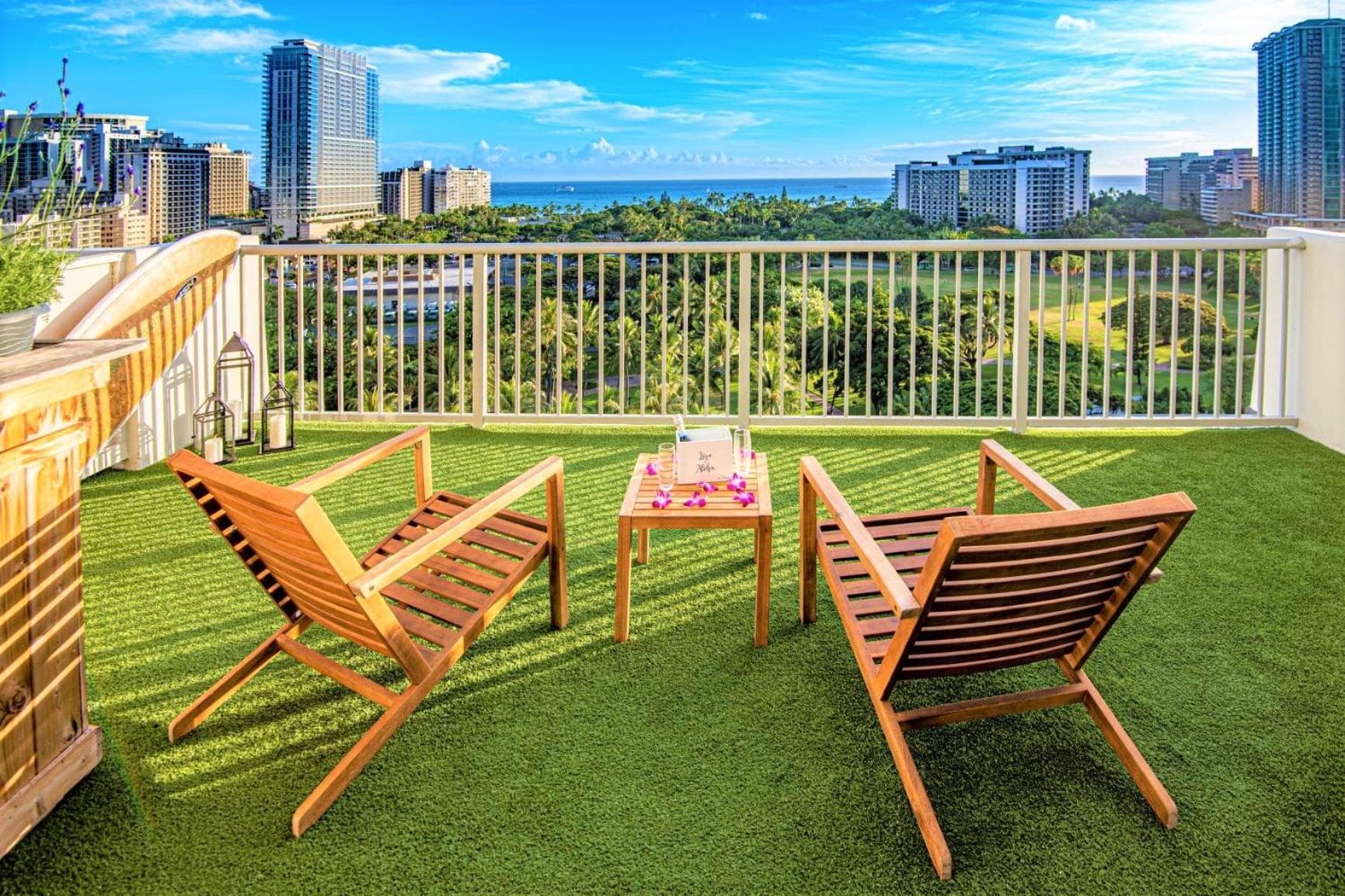 Hotel La Croix property views in Honolulu, HI — gallery photo 3