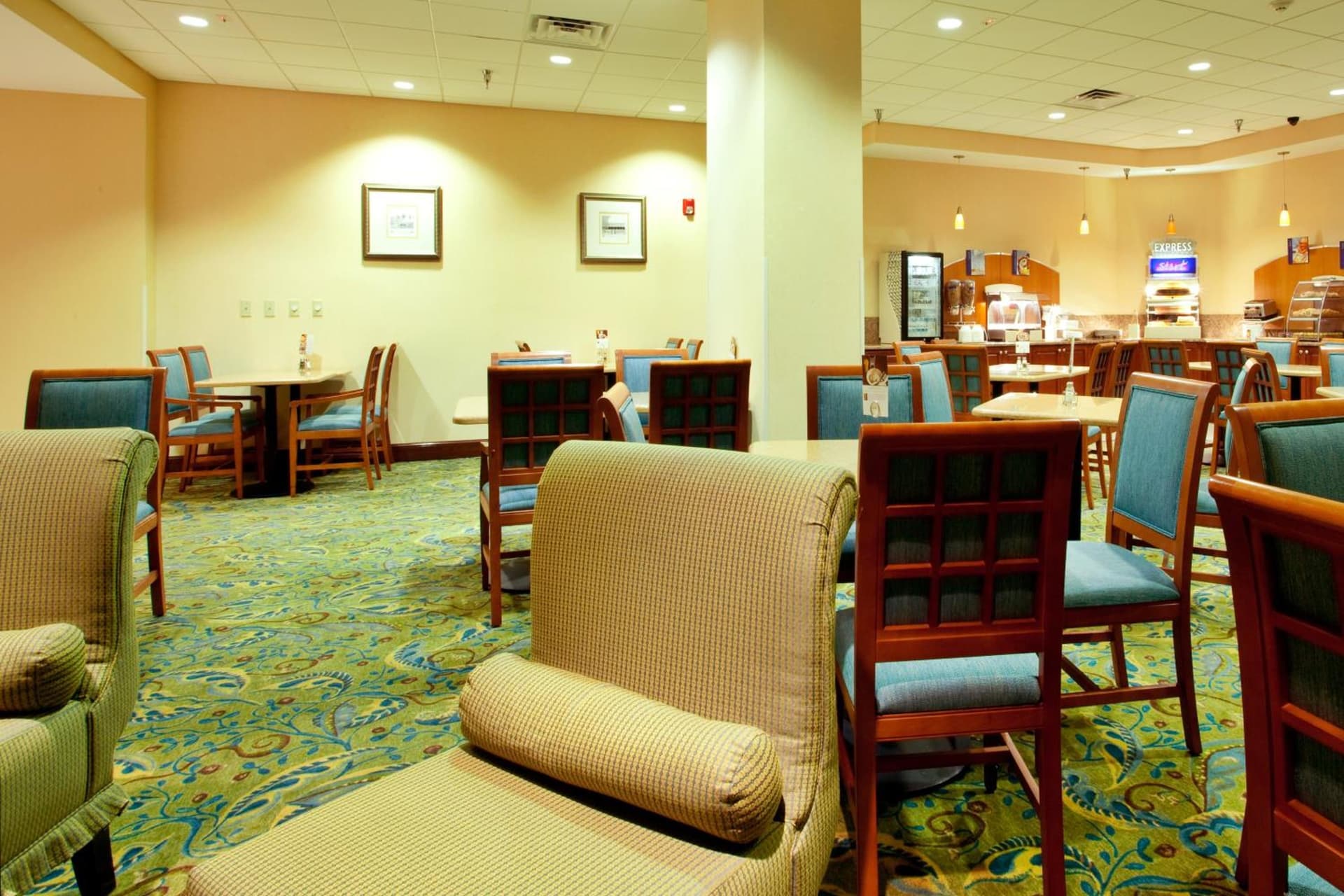 Holiday Inn Express - Richmond Downtown by IHG gallery photo in Richmond, VA — image 31