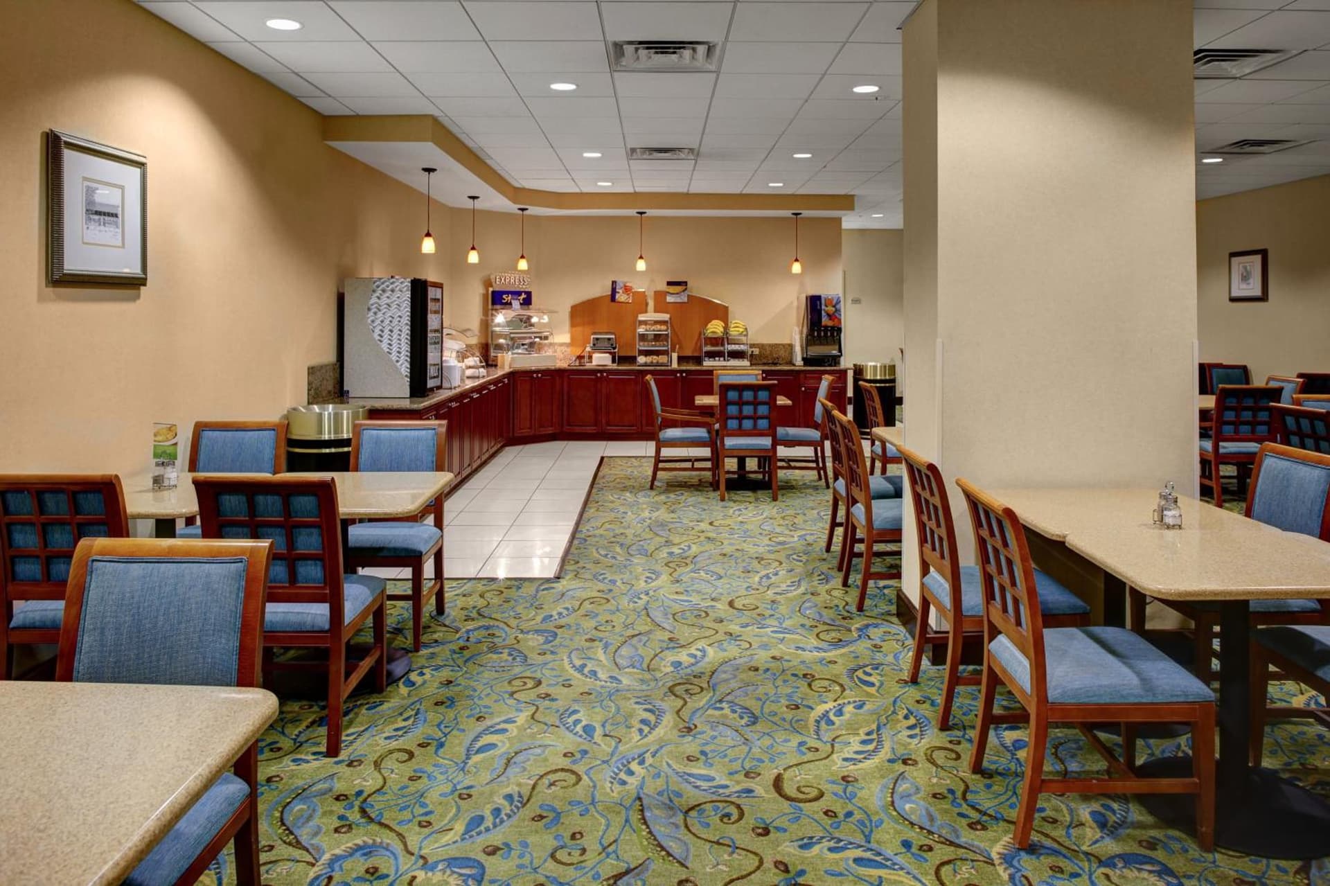 Holiday Inn Express - Richmond Downtown by IHG gallery photo in Richmond, VA — image 27