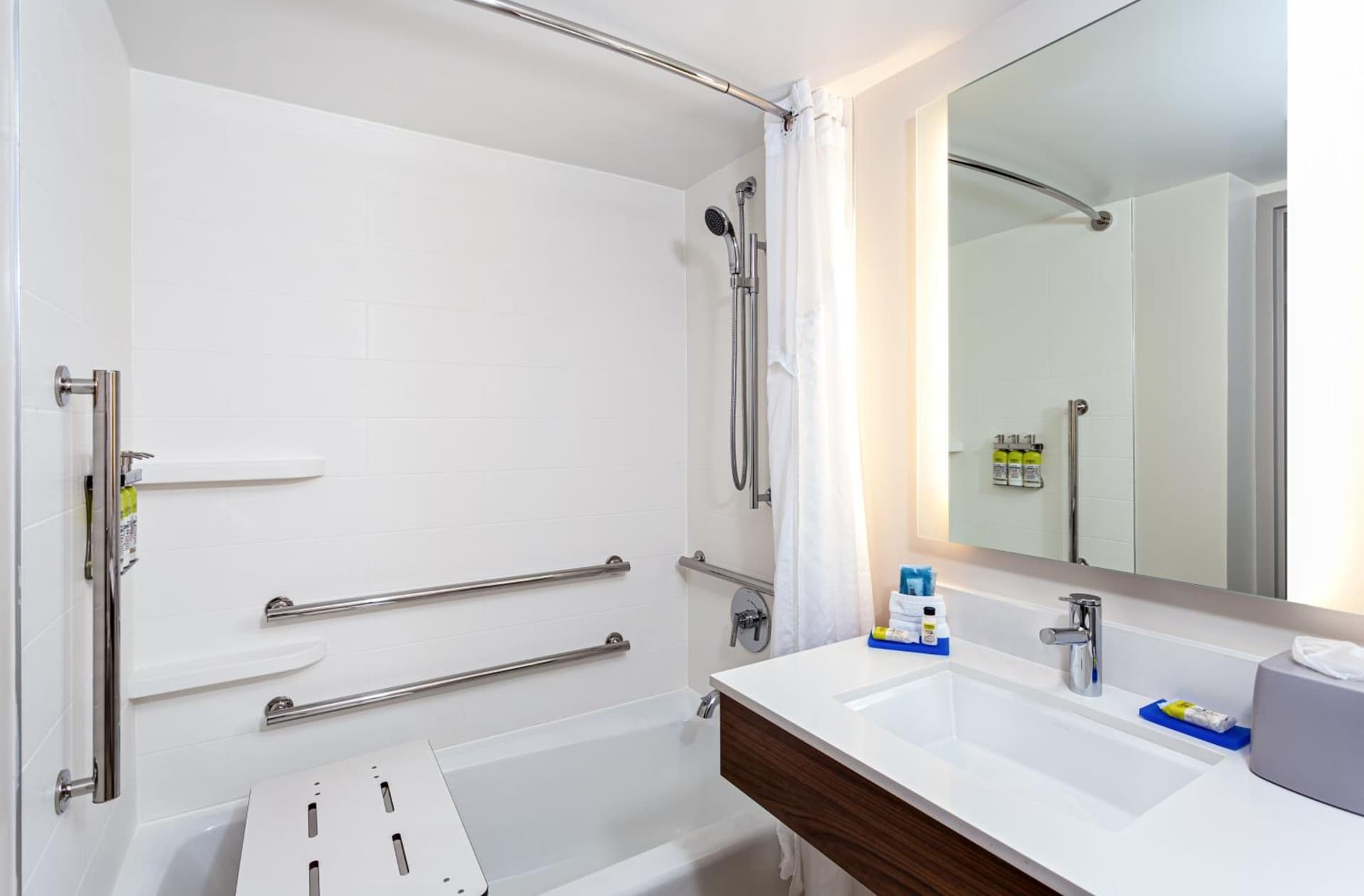 Holiday Inn Express Tampa-Brandon by IHG gallery photo in Brandon, FL — image 39