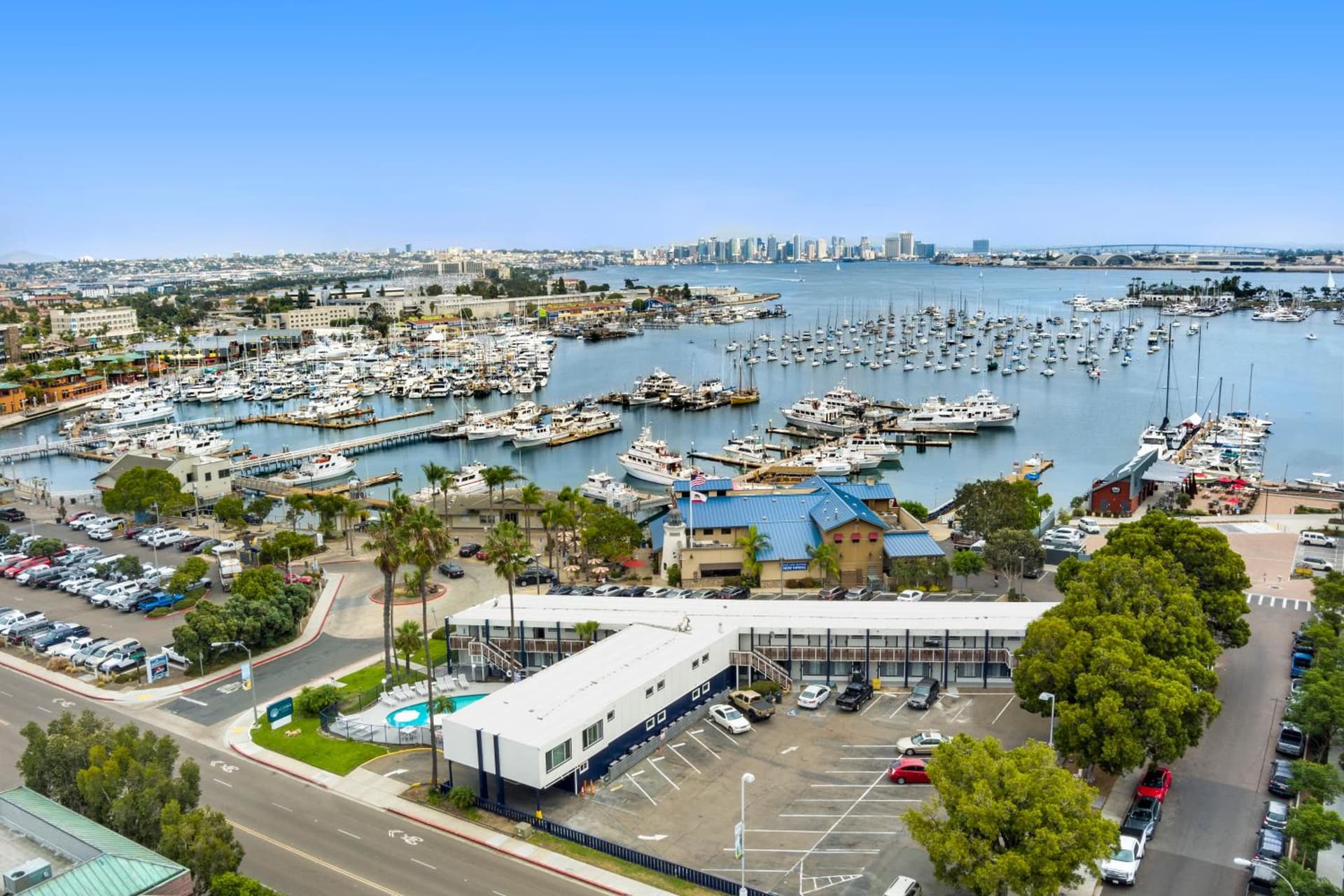Sea Harbor Hotel - San Diego interior in San Diego, CA — gallery photo 2