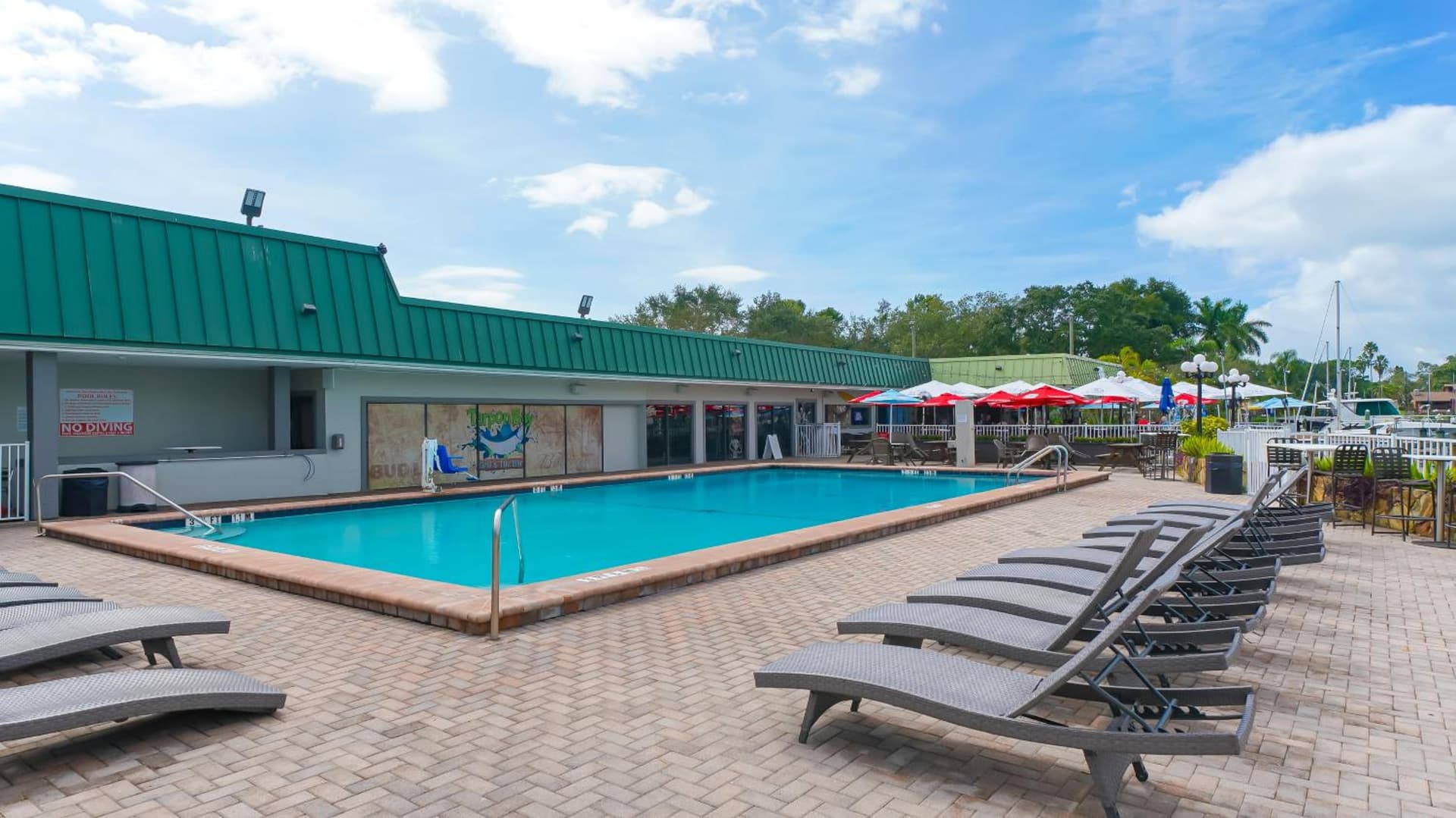 Heated Pool, Huge TV, Waterfront Tiki Bar & Grill, Close to Beaches interior in Sarasota, FL — gallery photo 2