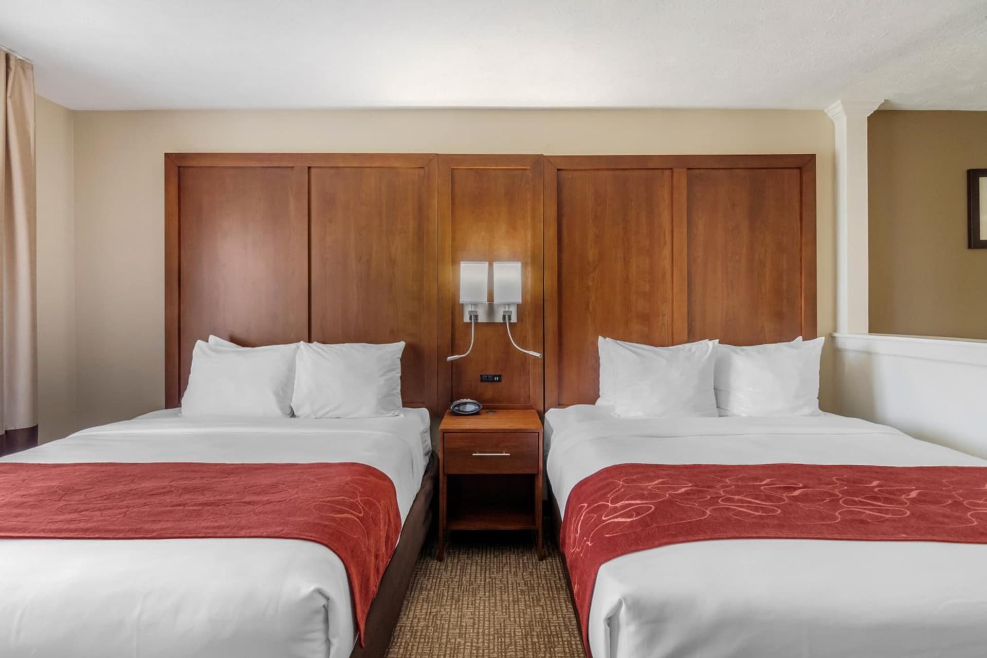 Comfort Suites Speedway - Kansas City gallery photo in Kansas City, KS — image 11