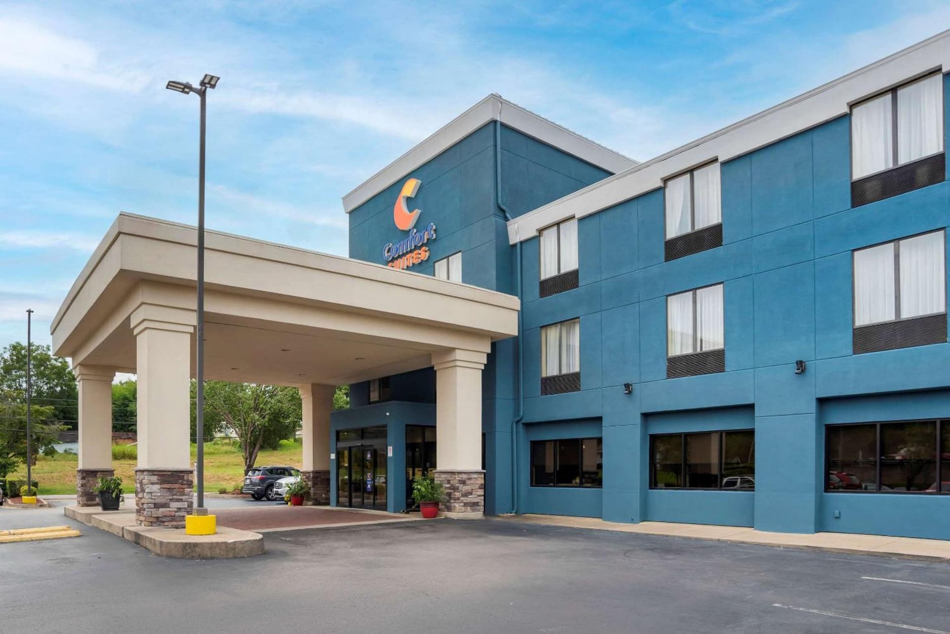 Comfort Suites Fultondale I-65 near I-22 featured exterior or lobby in Fultondale, AL — similar hotel