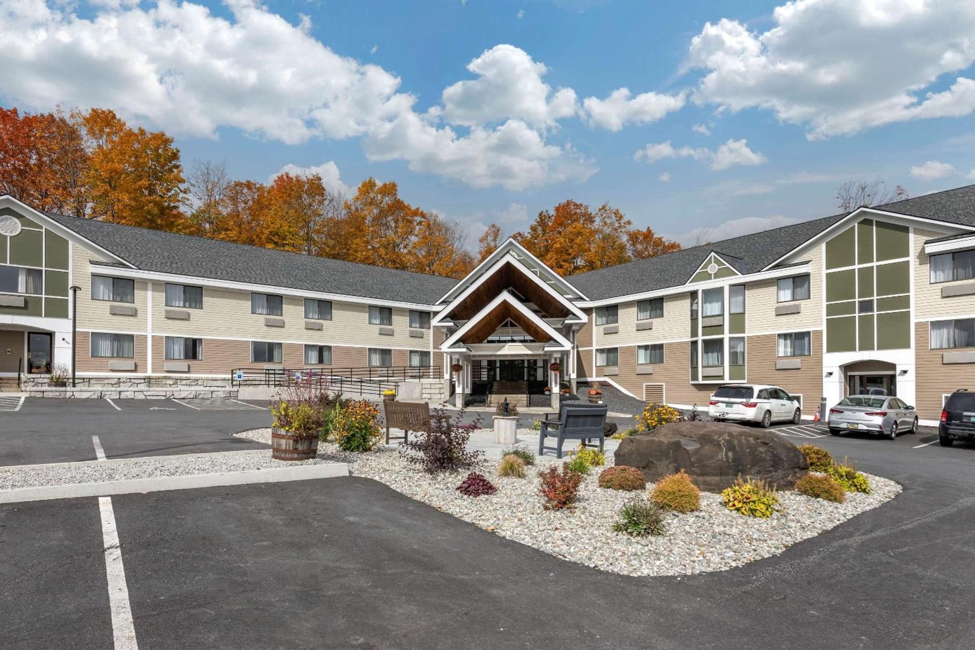 Comfort Inn & Suites Montpelier-Berlin interior in Montpelier, VT — gallery photo 2
