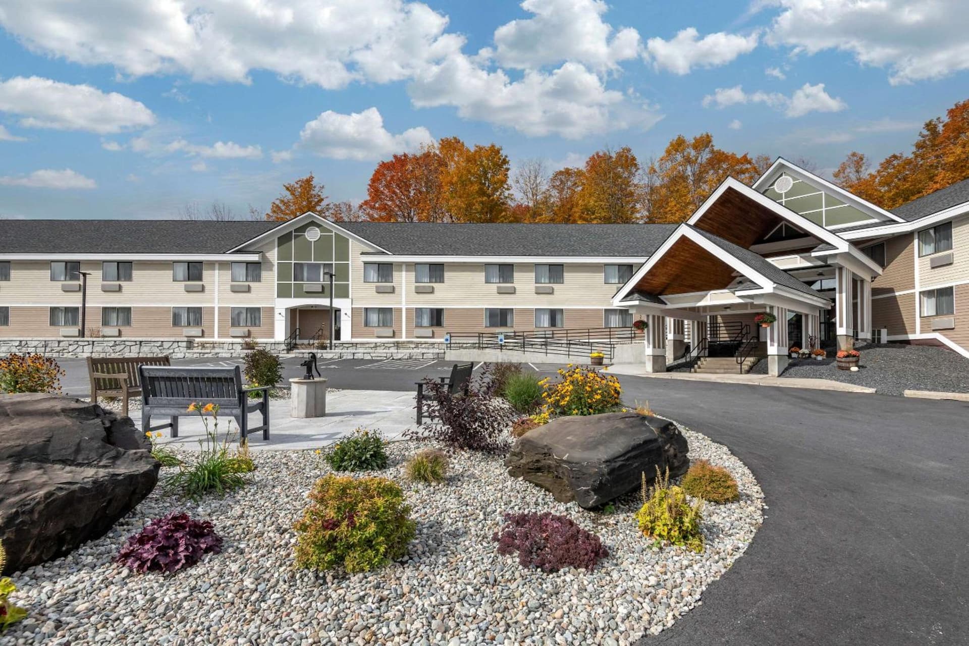 Comfort Inn & Suites Montpelier-Berlin property views in Montpelier, VT — gallery photo 3