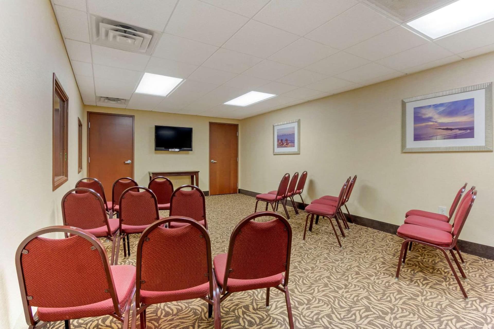 Comfort Suites Charleston West Ashley gallery photo in Charleston, SC — image 26