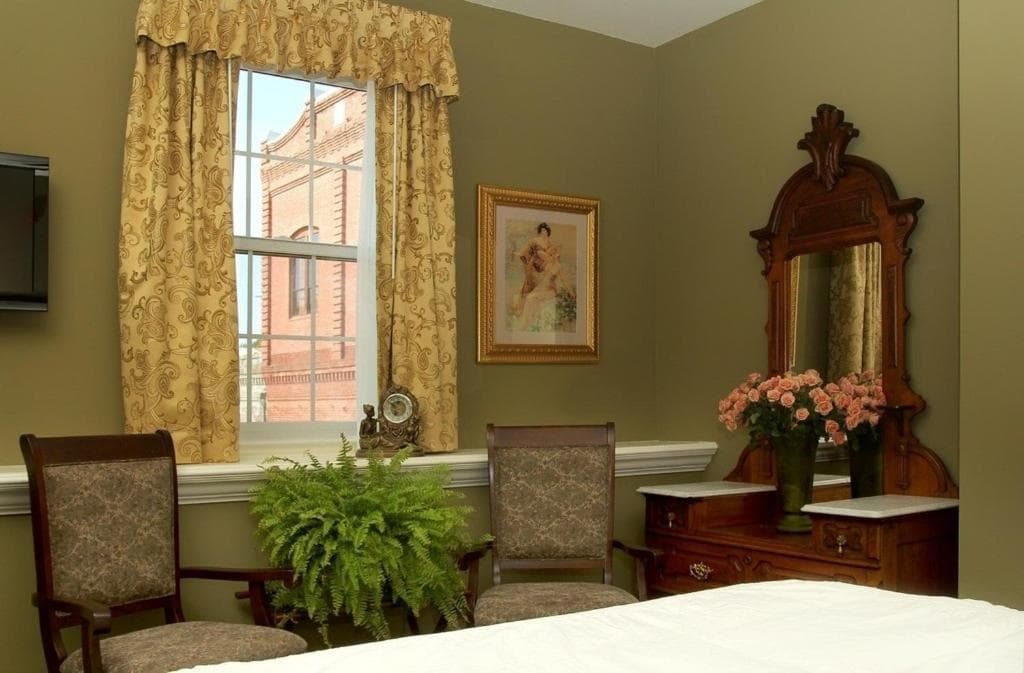 National Hotel Jackson, Tapestry Collection by Hilton property views in Jackson, CA — gallery photo 3