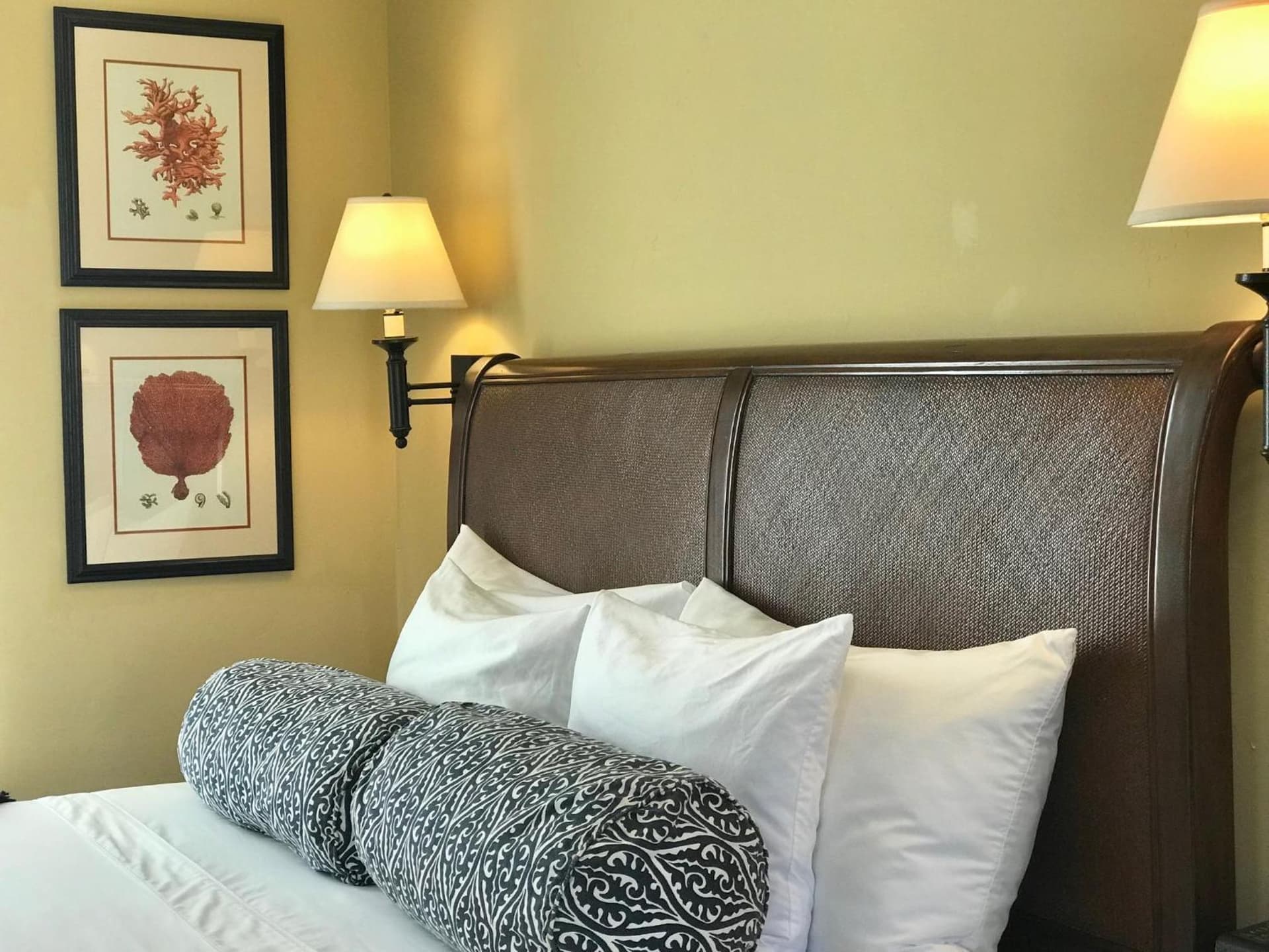 West Cliff Inn, A Four Sisters Inn interior in Santa Cruz, CA — gallery photo 2