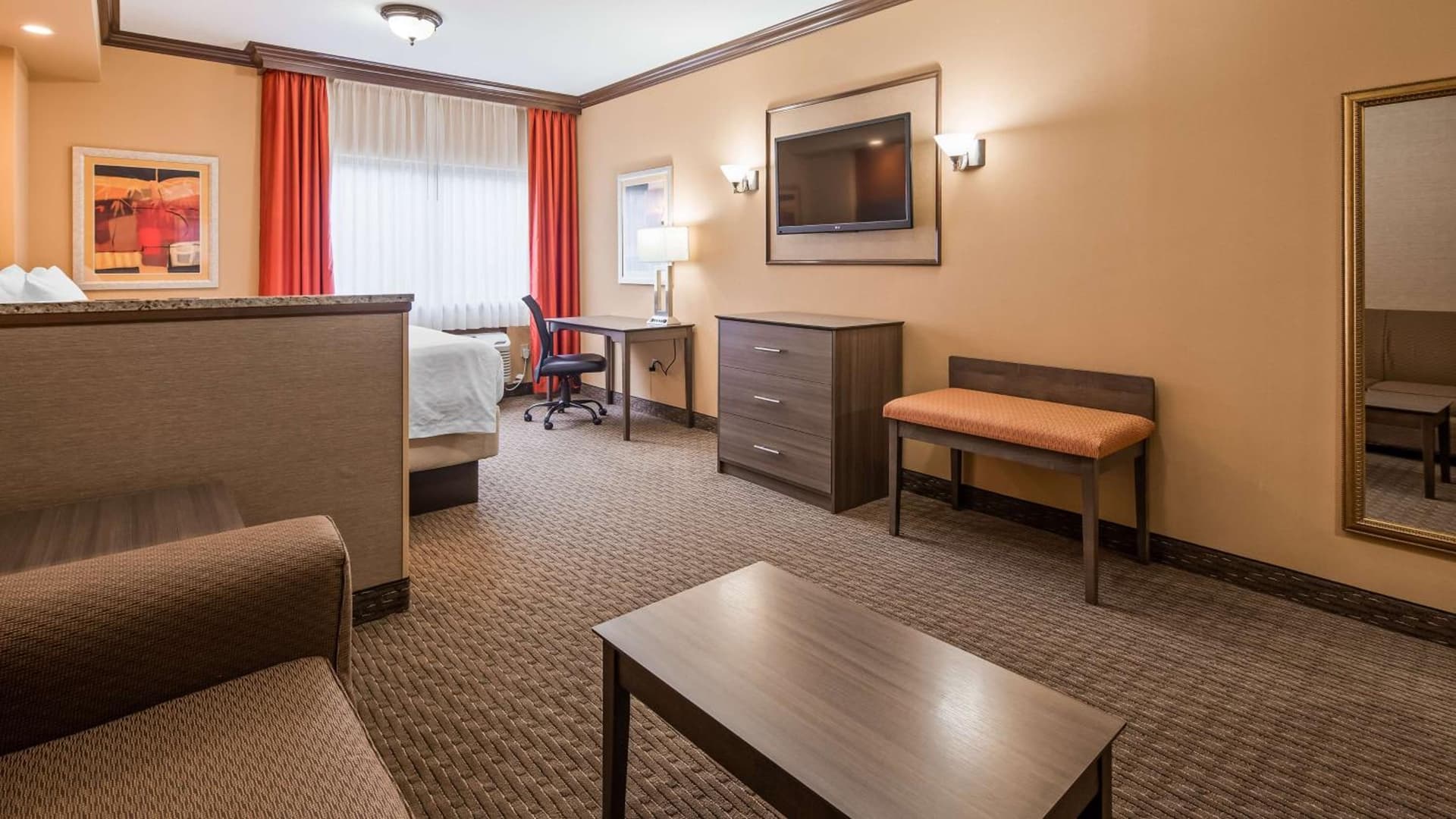Best Western Plus North Canton Inn & Suites gallery photo in North Canton, OH — image 19