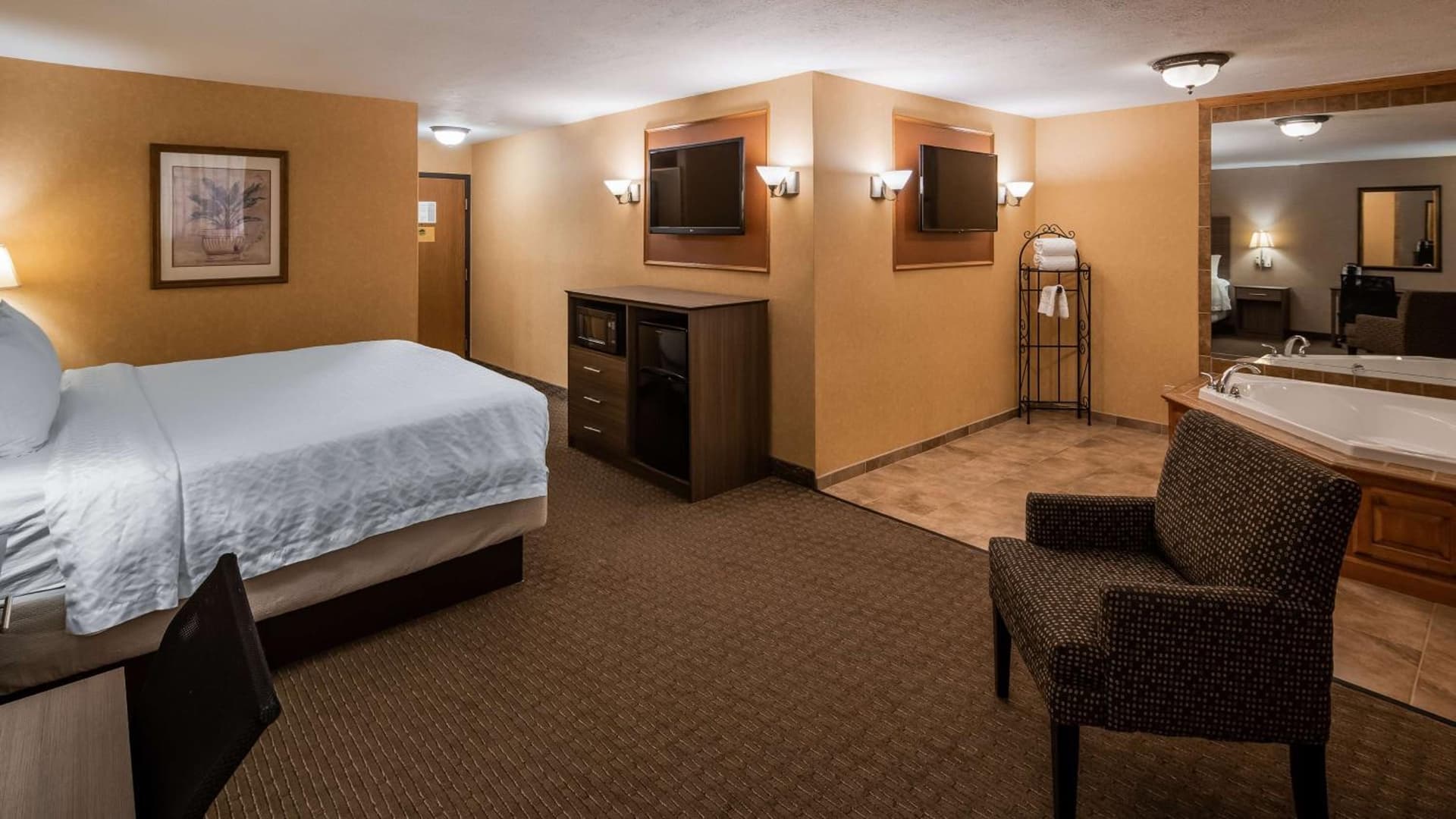 Best Western Plus North Canton Inn & Suites gallery photo in North Canton, OH — image 29