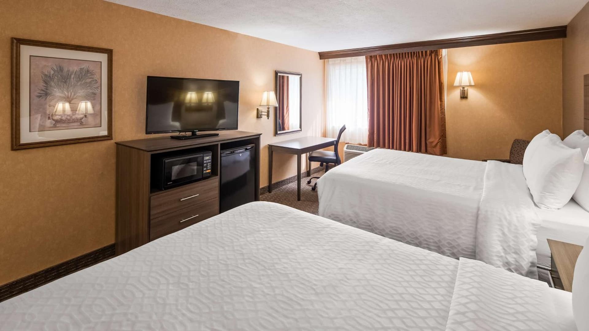 Best Western Plus North Canton Inn & Suites gallery photo in North Canton, OH — image 30