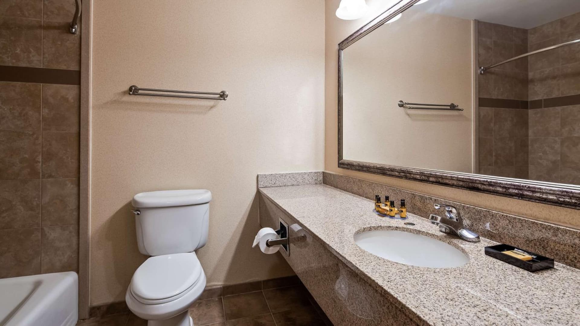 Best Western Plus North Canton Inn & Suites gallery photo in North Canton, OH — image 26