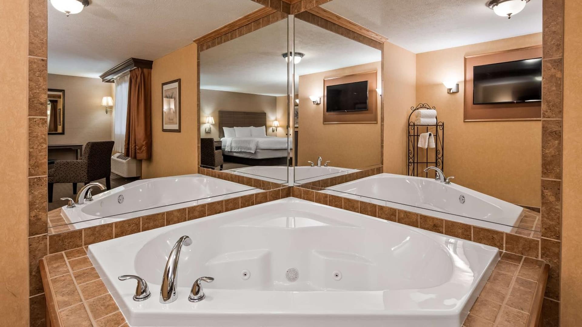 Best Western Plus North Canton Inn & Suites gallery photo in North Canton, OH — image 20