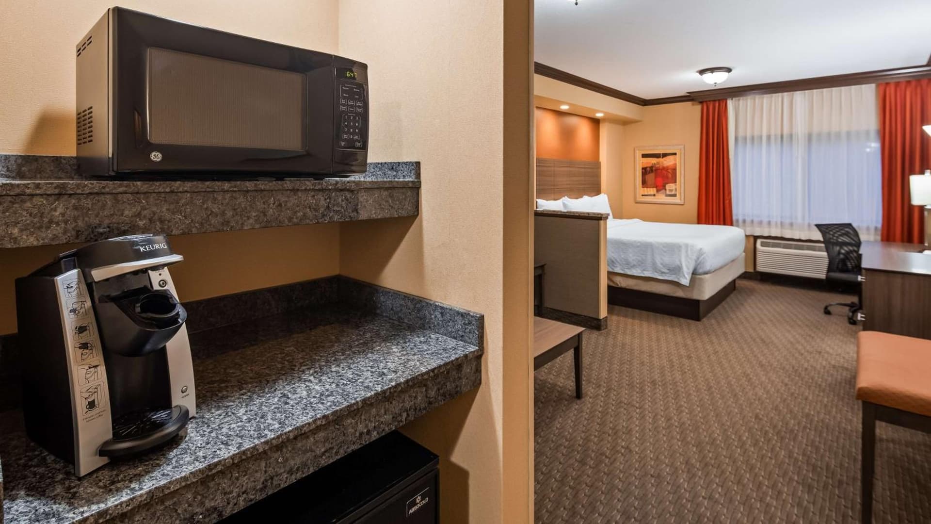 Best Western Plus North Canton Inn & Suites gallery photo in North Canton, OH — image 17