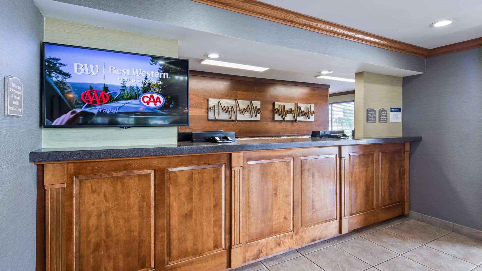 Best Western Plus North Canton Inn & Suites gallery photo in North Canton, OH — image 27