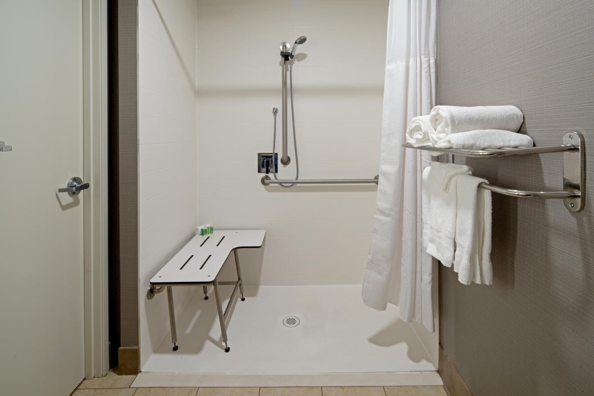 Holiday Inn Palmdale-Lancaster by IHG gallery photo in Palmdale, CA — image 33