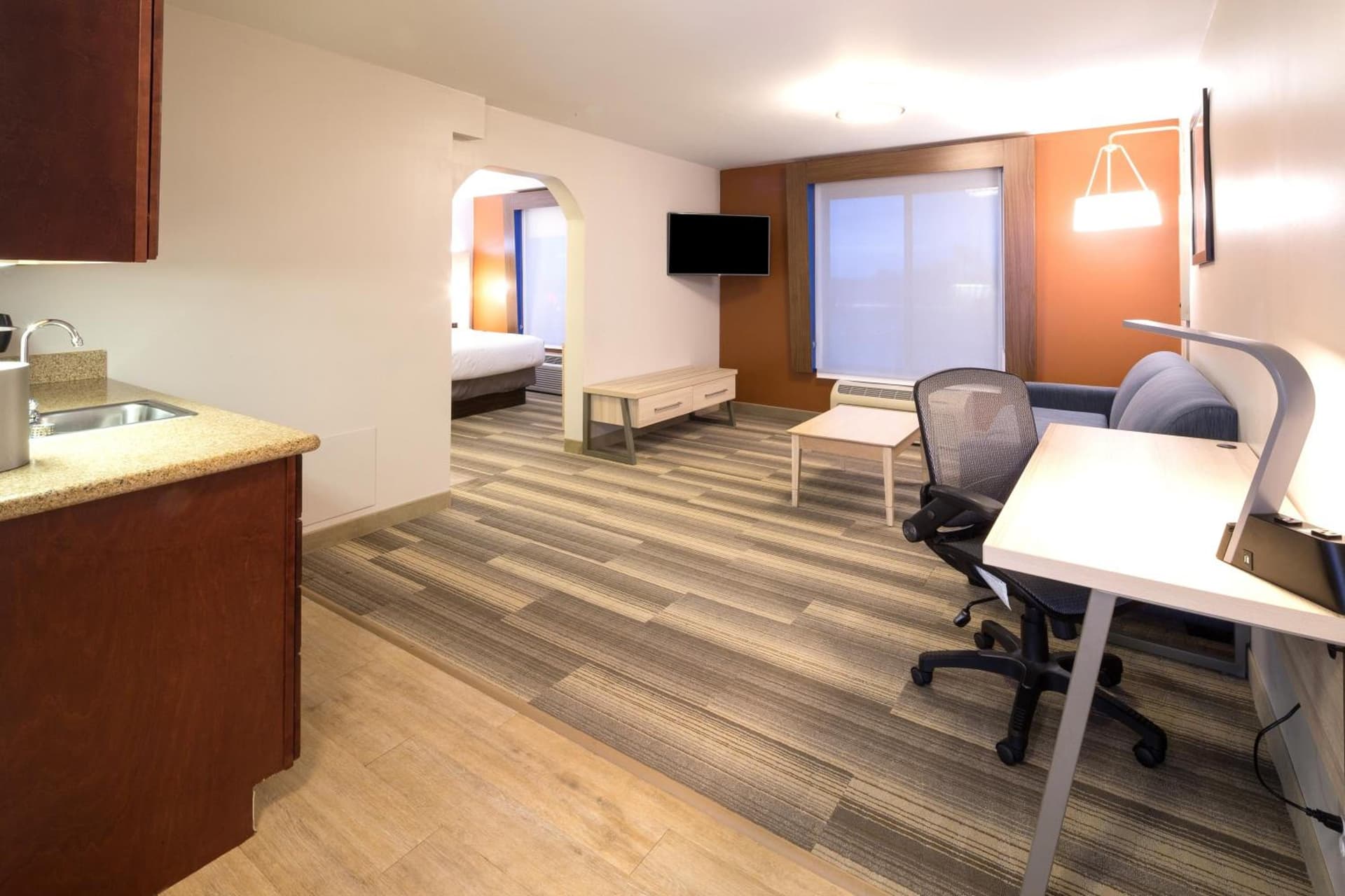 Holiday Inn Express Hotel & Suites Grand Blanc by IHG gallery photo in Grand Blanc, MI — image 29