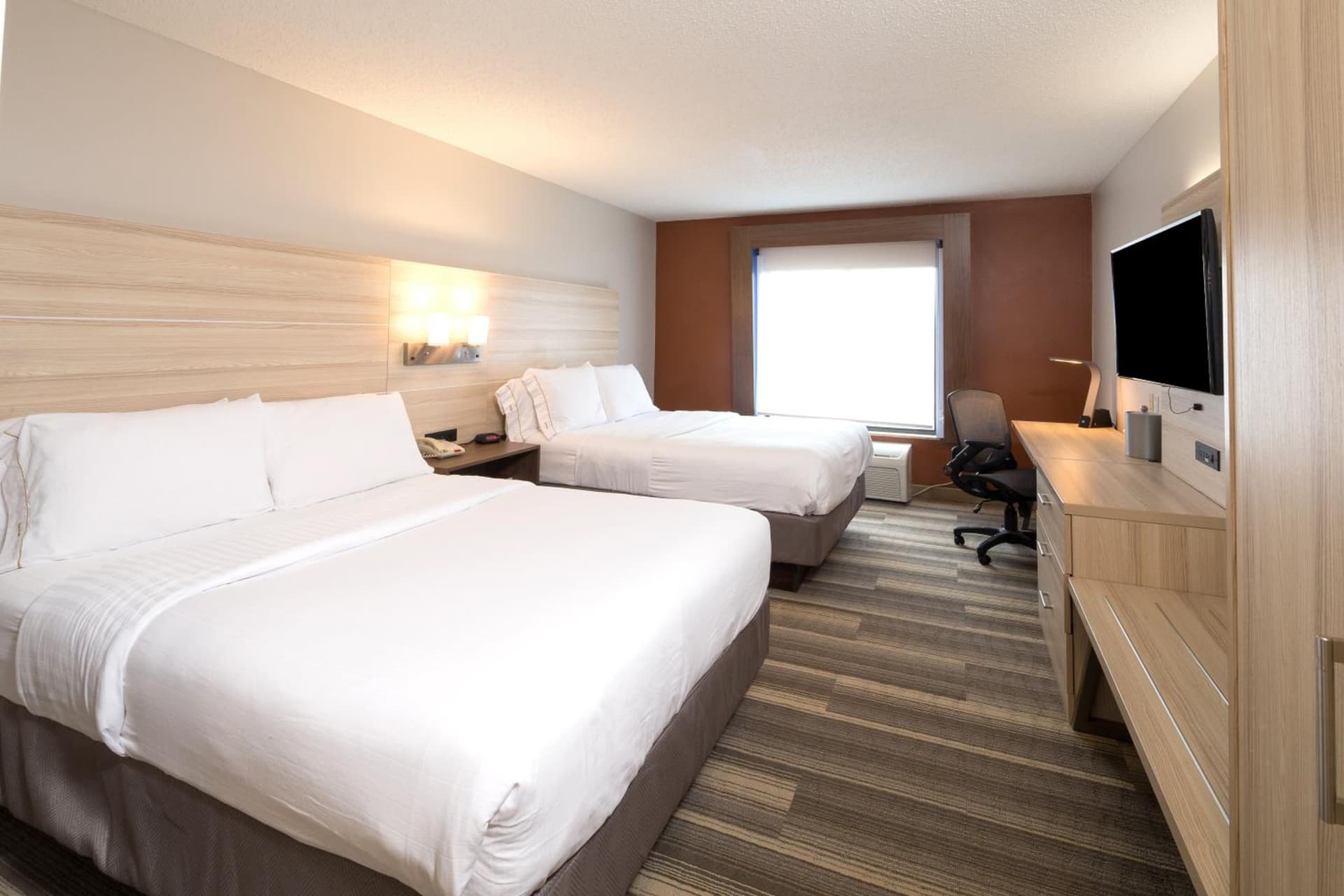 Holiday Inn Express Hotel & Suites Grand Blanc by IHG gallery photo in Grand Blanc, MI — image 8