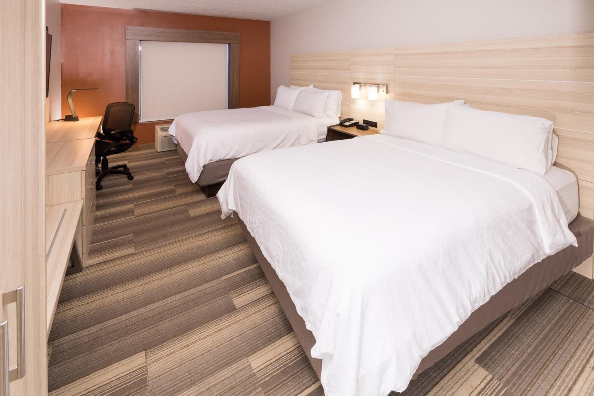 Holiday Inn Express Hotel & Suites Grand Blanc by IHG gallery photo in Grand Blanc, MI — image 21