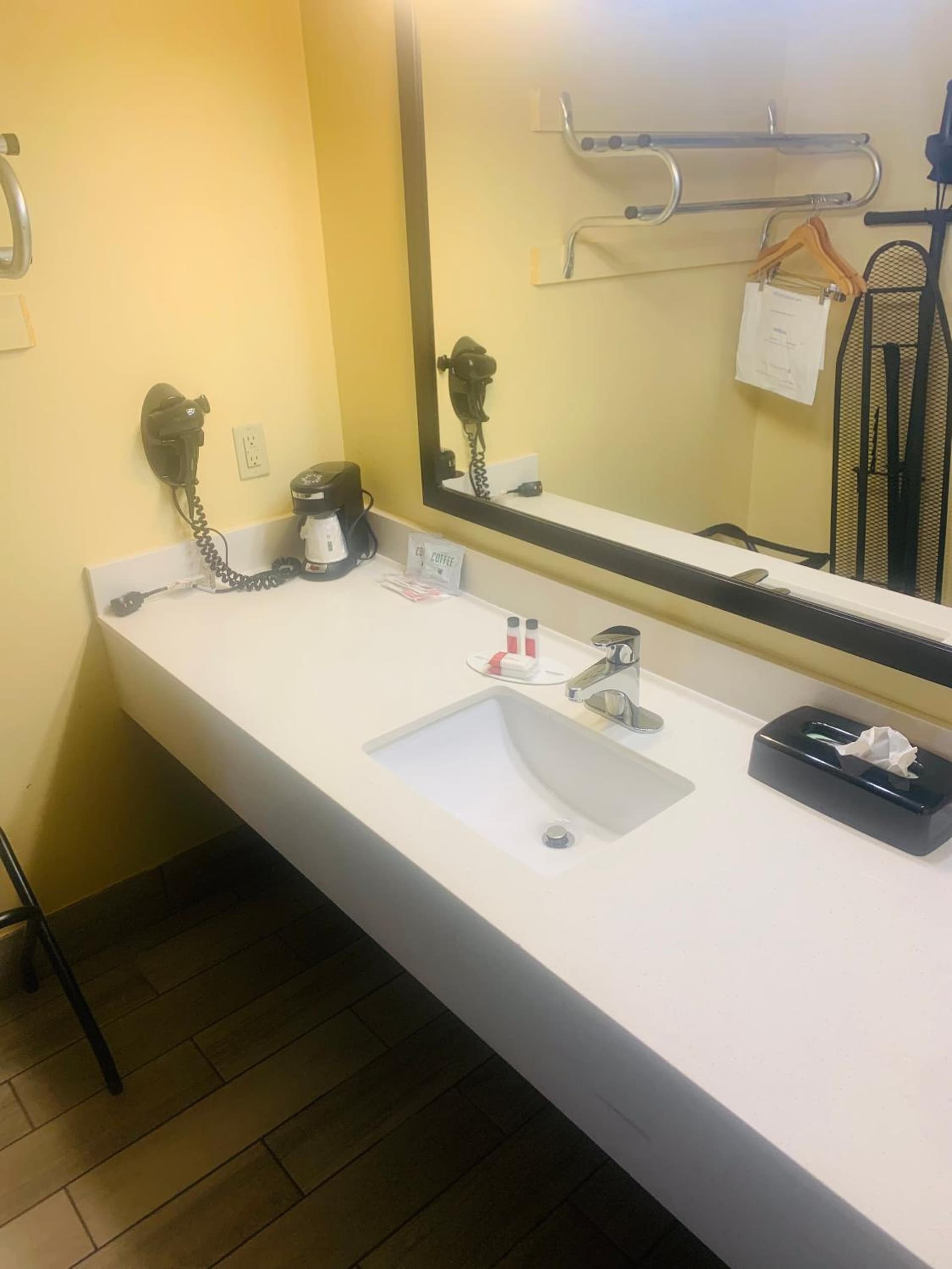 SureStay Plus by Best Western Beaumont gallery photo in Beaumont, TX — image 26