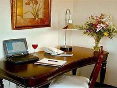 Amsterdam Hotel gallery photo in Stamford, CT — image 5