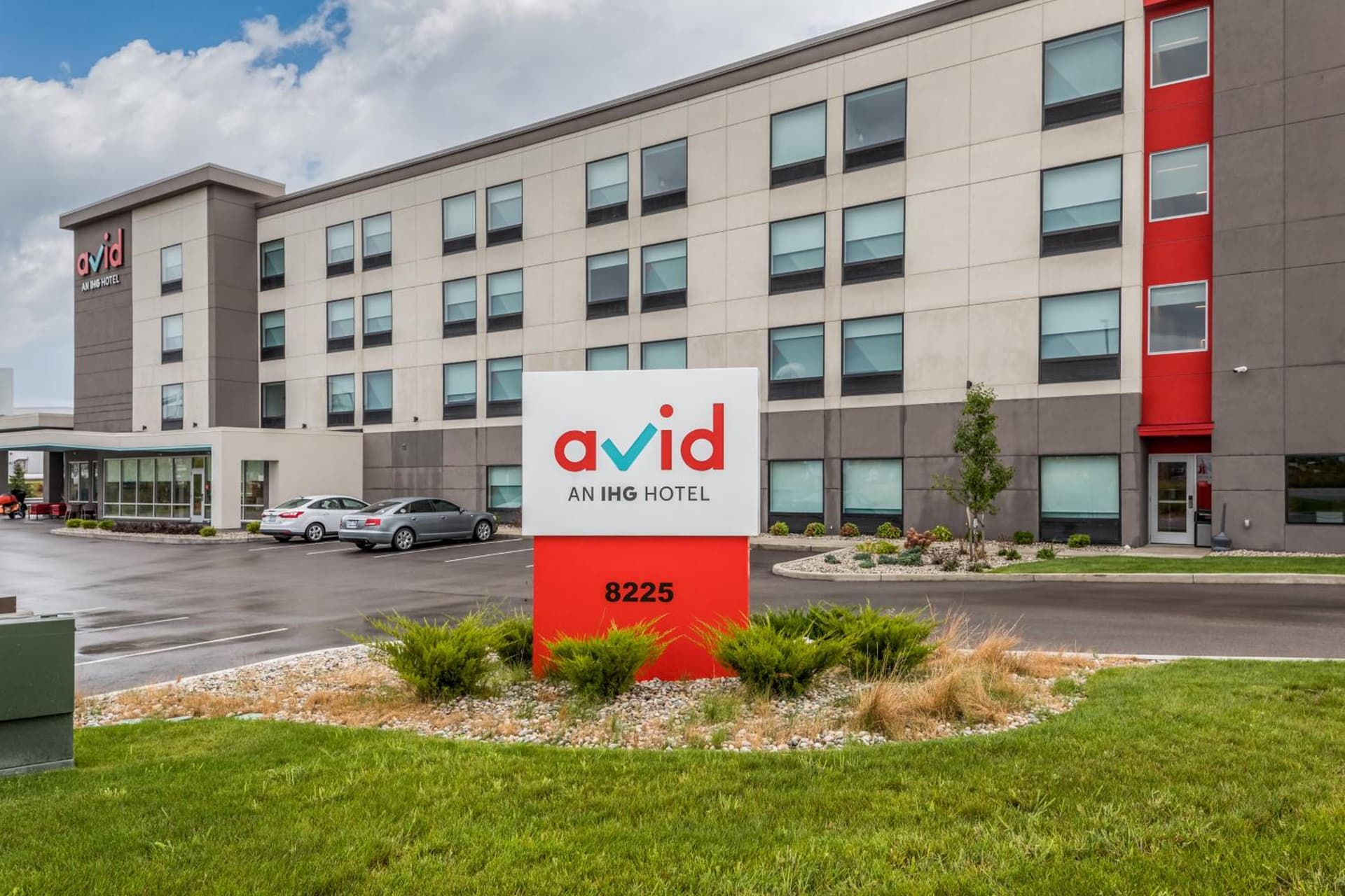 avid hotel Zeeland - Holland by IHG interior in Holland, MI — gallery photo 2