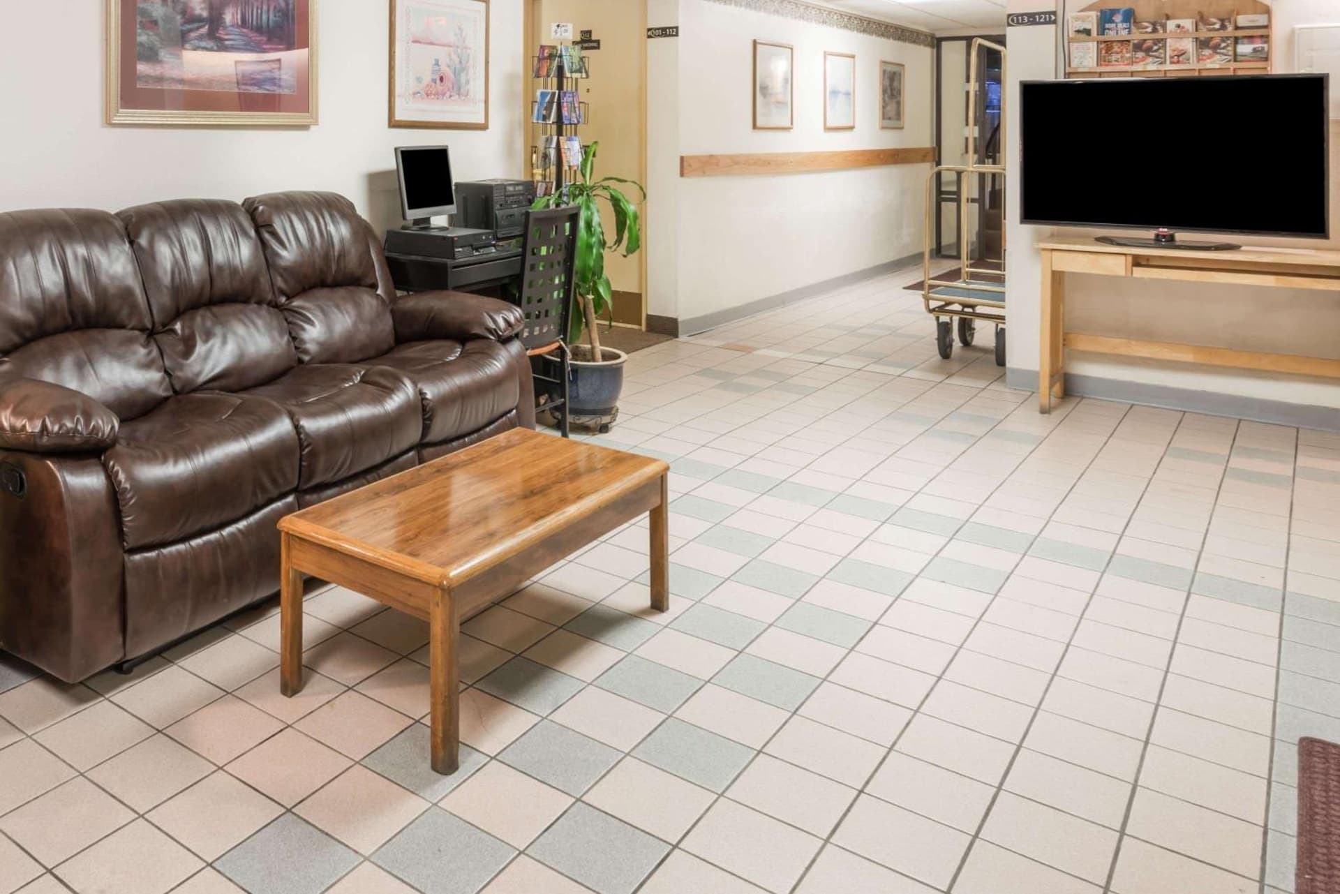 Super 8 by Wyndham Laramie interior in Laramie, WY — gallery photo 2
