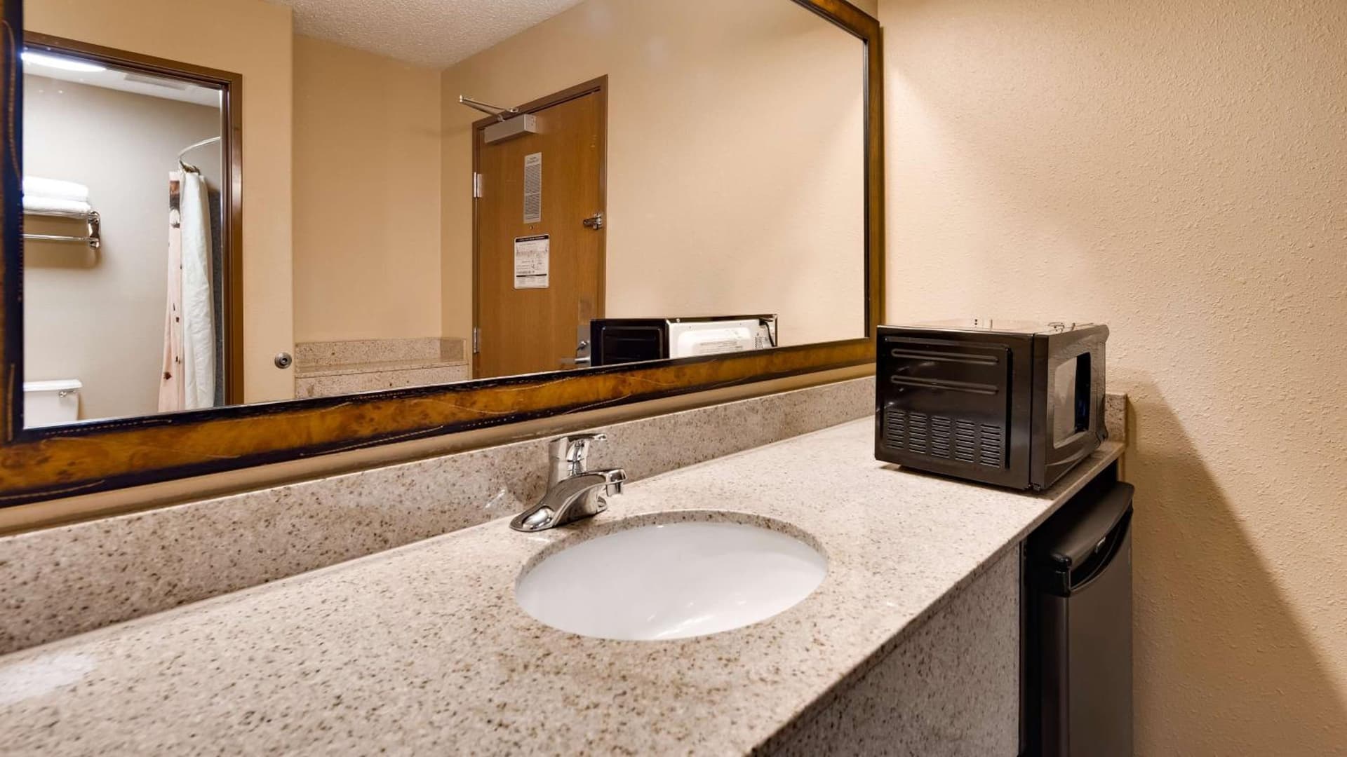 Best Western Plus Kelly Inn & Suites gallery photo in Billings, MT — image 49