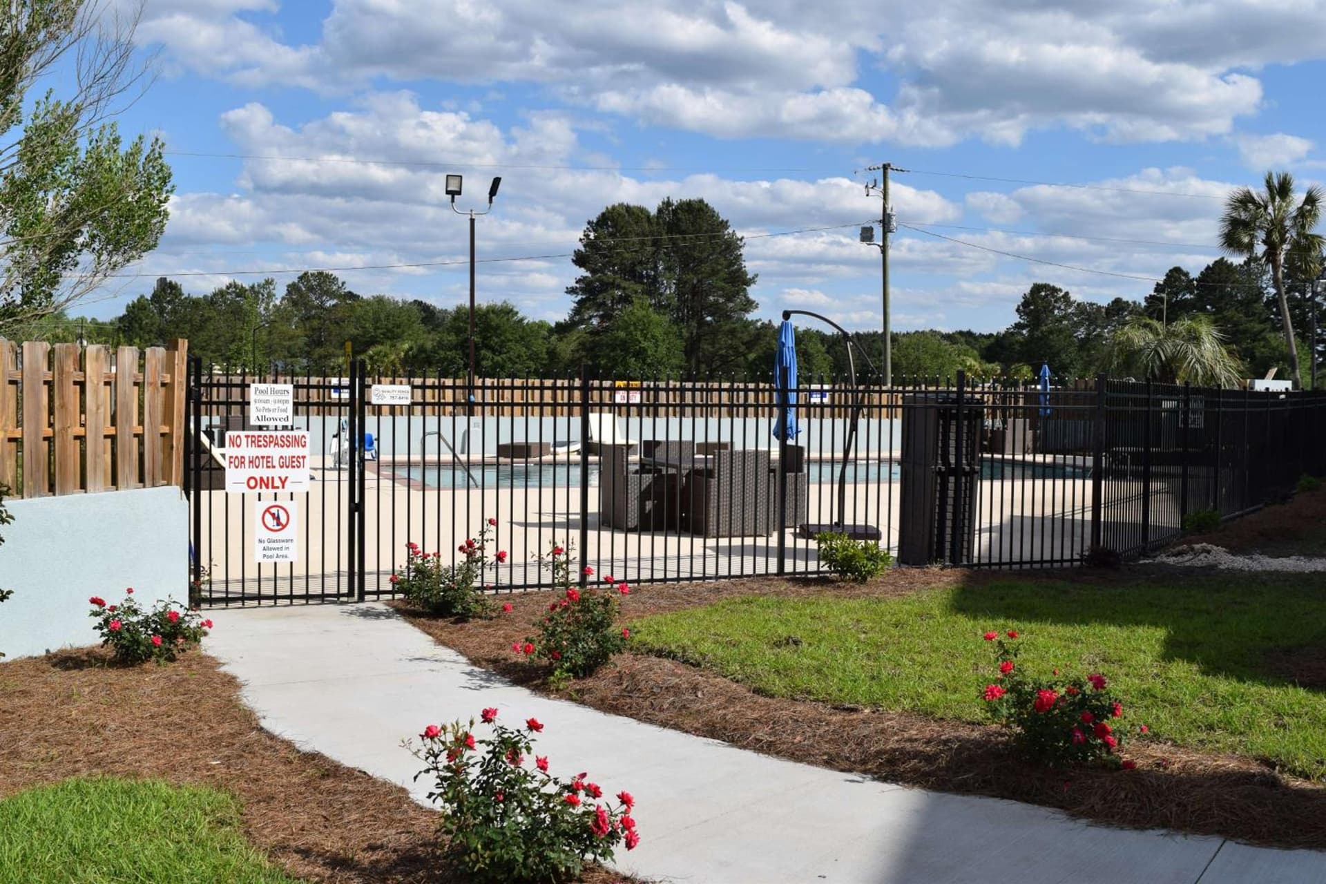 Best Western Plus Hardeeville Inn & Suites property views in Hardeeville, SC — gallery photo 3
