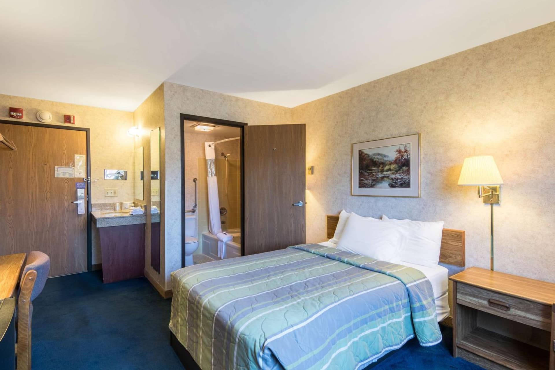 Motel 6-Eau Claire, WI gallery photo in Eau Claire, WI — image 4