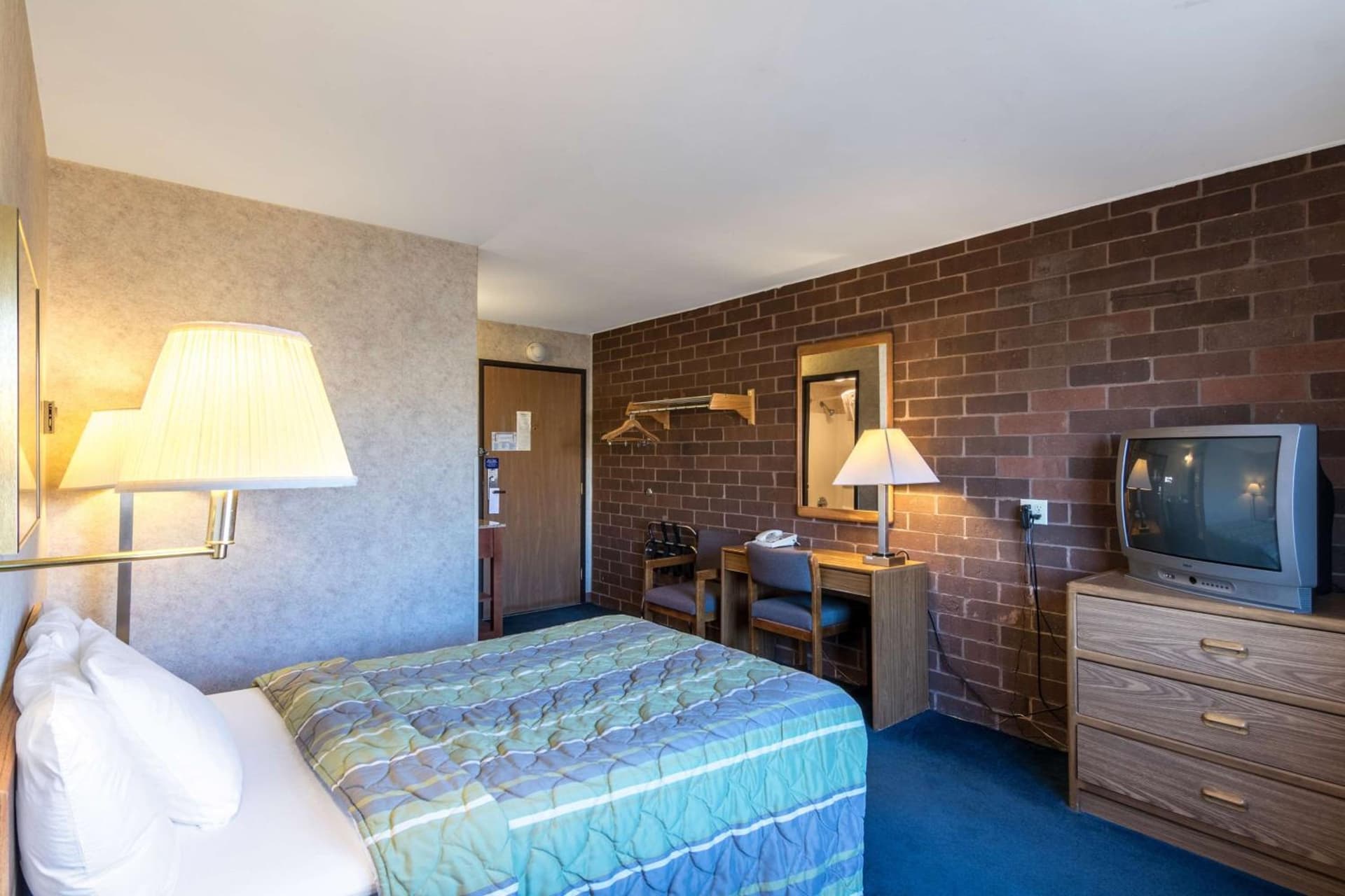 Motel 6-Eau Claire, WI gallery photo in Eau Claire, WI — image 39