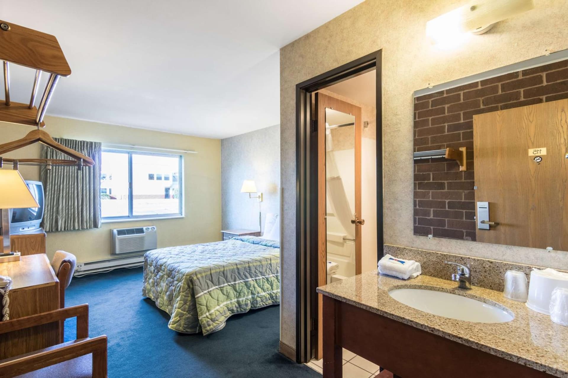 Motel 6-Eau Claire, WI gallery photo in Eau Claire, WI — image 14
